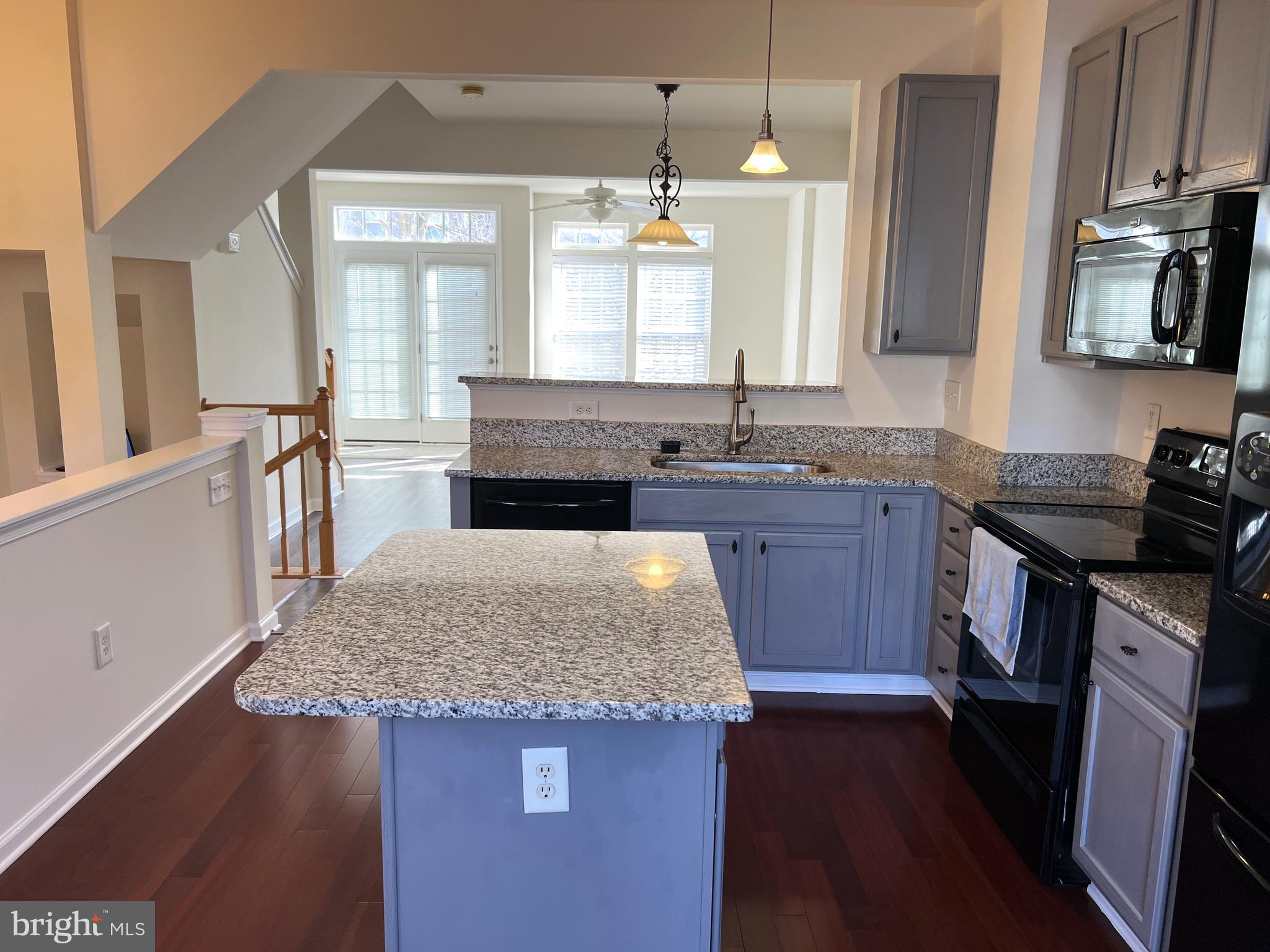 OVERLOOK - Residential