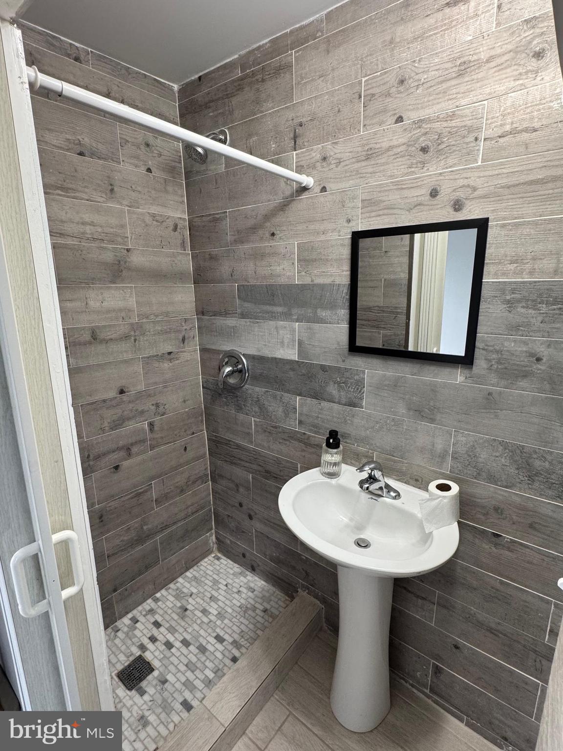 MCSHERRYSTOWN BOROUGH - Residential