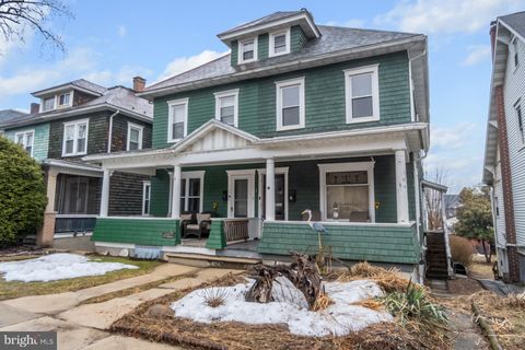 Townhouse For Sale - 458 Lafayette Avenue<br/> Carbon County, PALMERTON, PA 18071