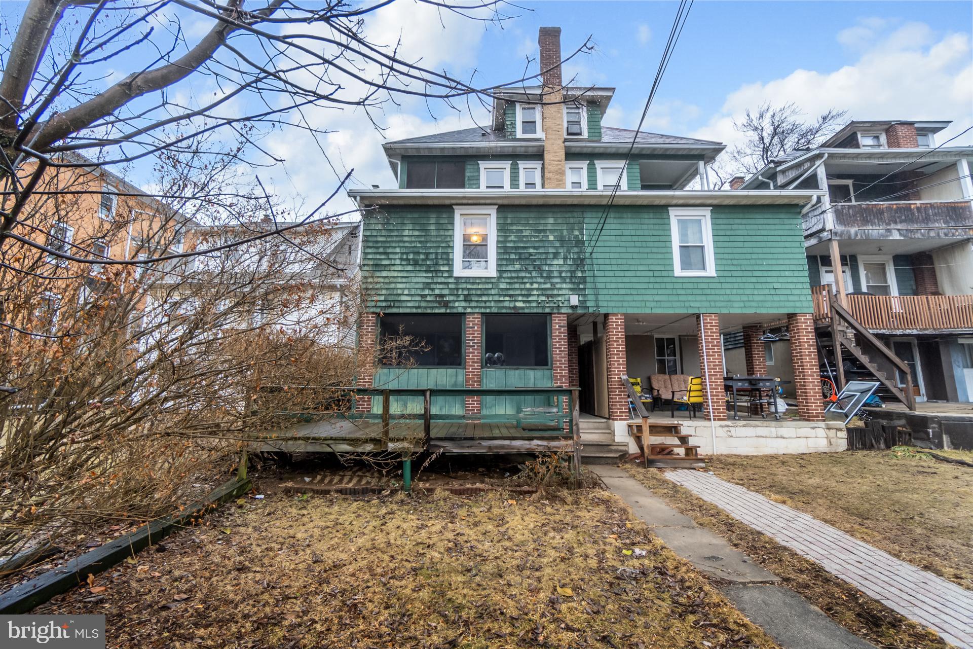 458 LAFAYETTE AVENUE