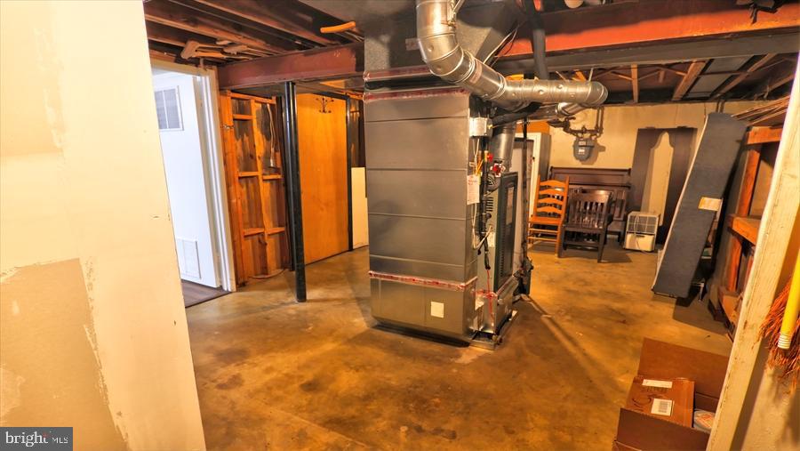 MARYLAND CITY - Residential