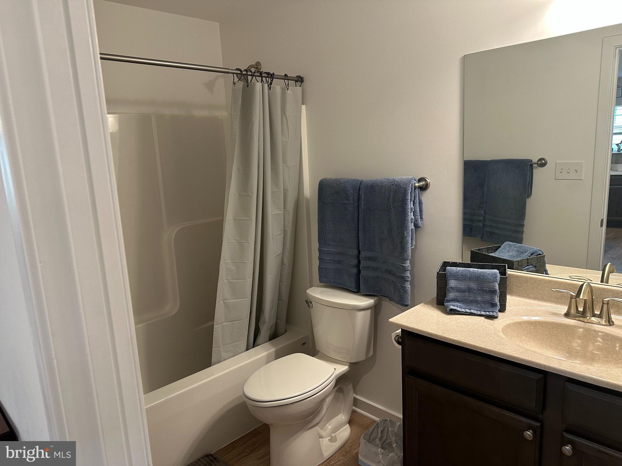 CARDINAL POINTE - Residential