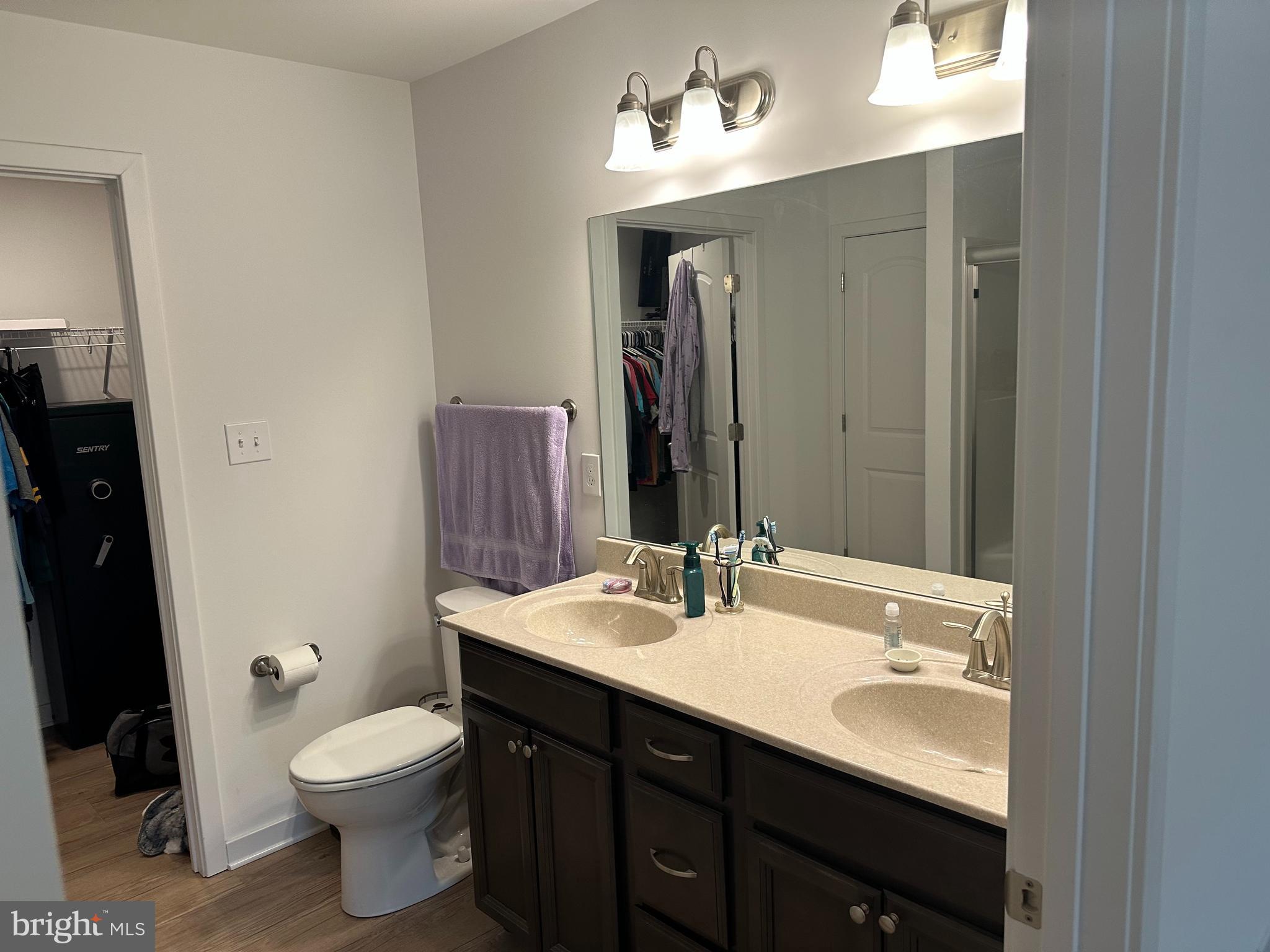 CARDINAL POINTE - Residential