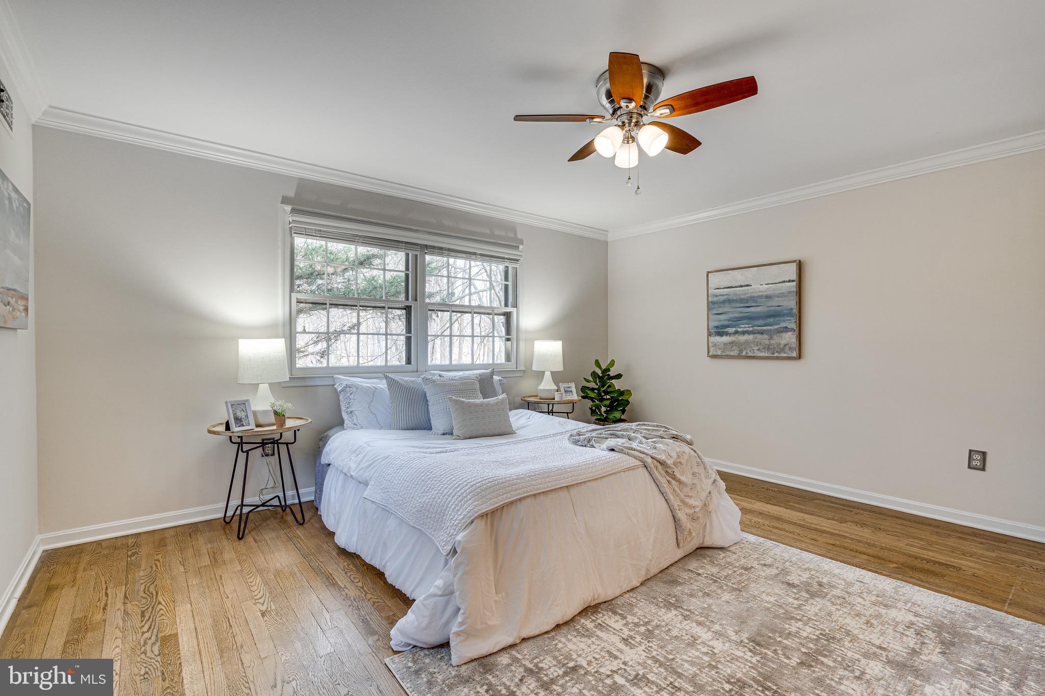 SHOUSE VILLAGE - Residential