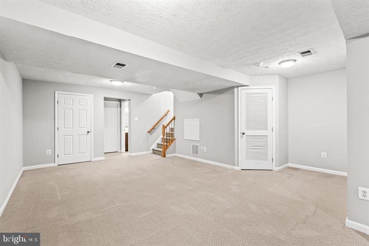 EATON SQUARE - Residential Lease