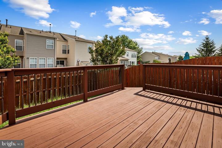 EATON SQUARE - Residential Lease