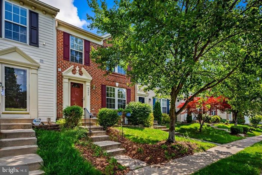 Welcome to 5002 Finsbury Rd, a stunning rental property that combines elegance and comfort. This home features upgraded countertops and top-of-the-line stainless steel appliances, making it a chef's dream come true. The master suite in this property is a true oasis, offering a tranquil escape from the outside world. Pamper yourself in the luxurious jacuzzi tub, providing the perfect way to unwind and relax after a long day. Located in a desirable neighborhood, this rental offers convenience and accessibility to a variety of amenities, including shopping centers, dining options, and recreational facilities. With its tasteful upgrades and modern features, 5002 Finsbury Rd is sure to impress. Don't miss the chance to call this rental property your home. Schedule a viewing today and discover the comfort and luxury it has to offer.