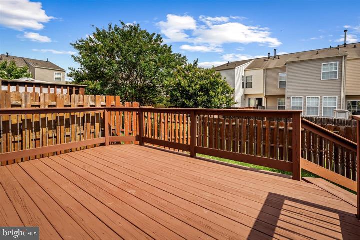 EATON SQUARE - Residential Lease