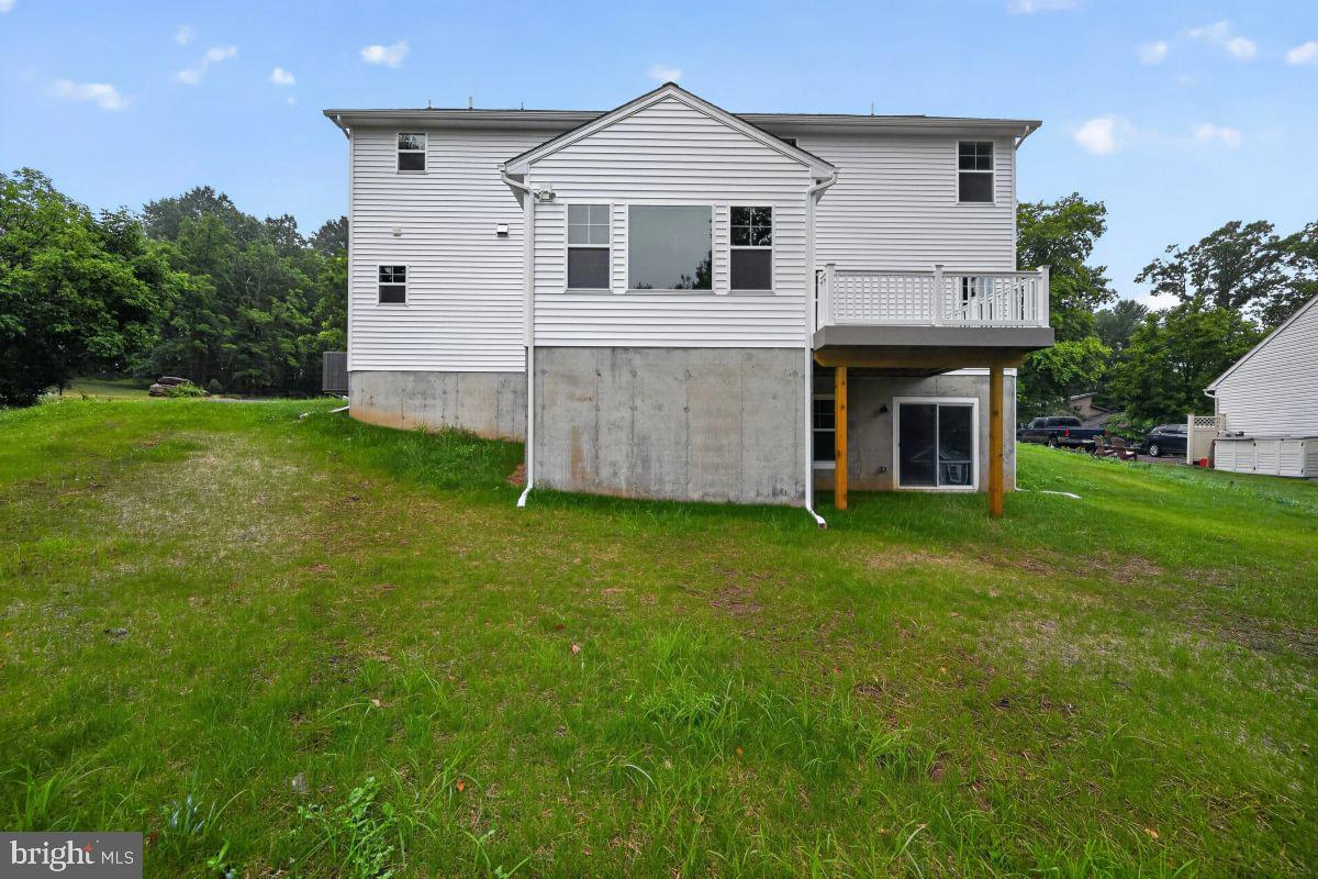20 OVERLOOK DRIVE LOT 9