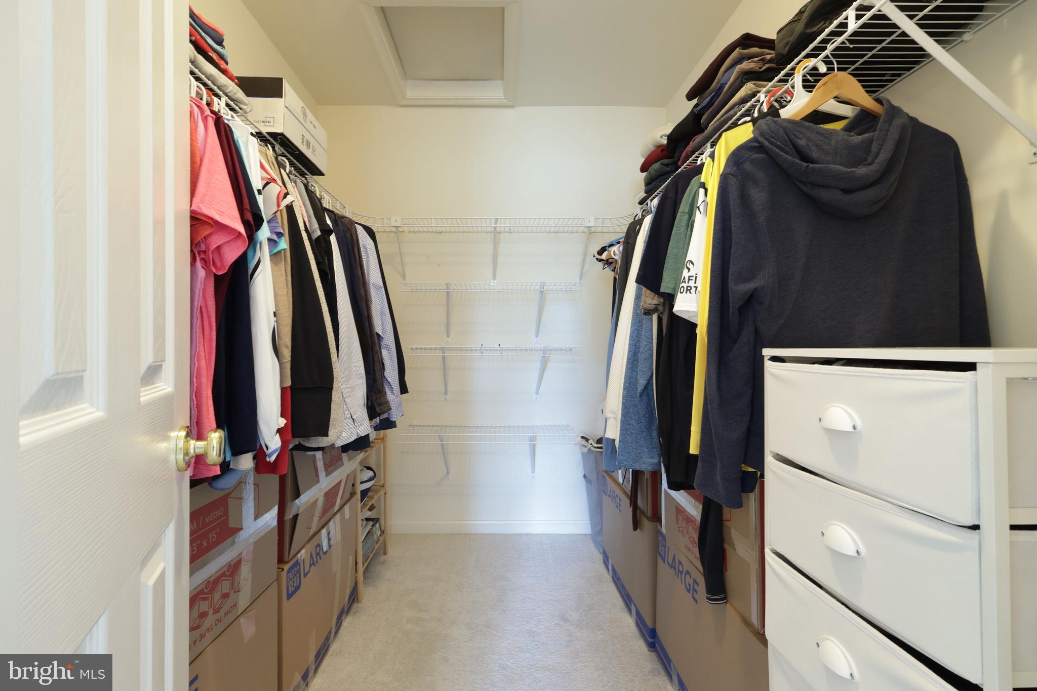 GREENLEAF MANOR - Residential