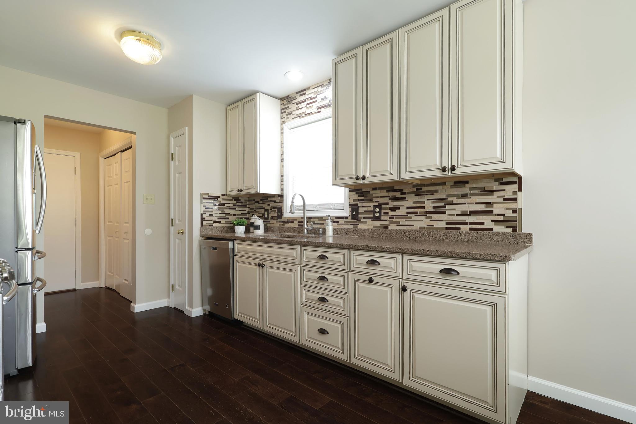 GREENLEAF MANOR - Residential