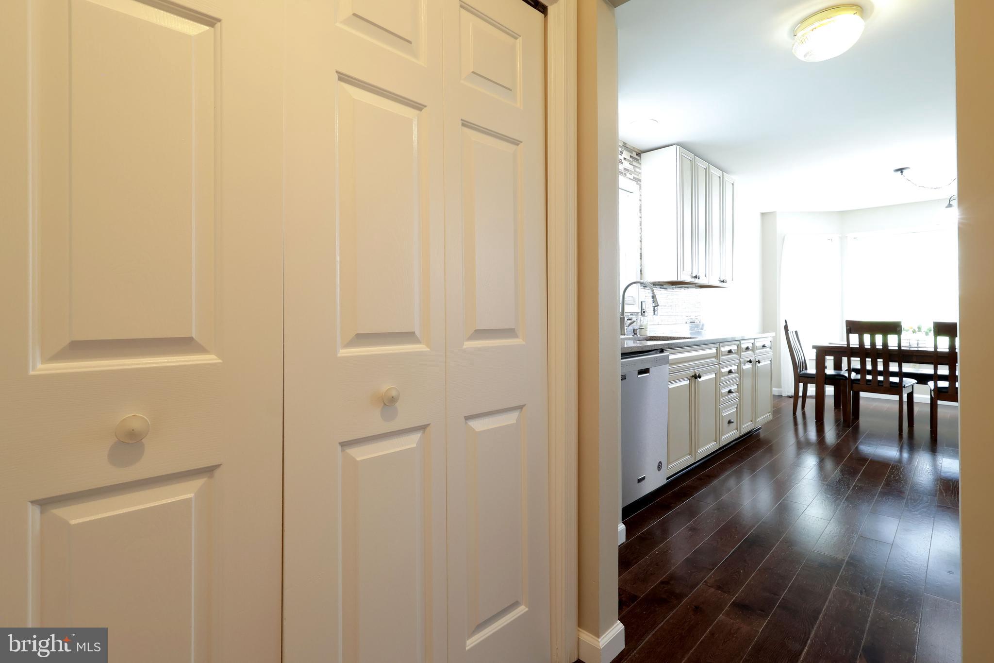 GREENLEAF MANOR - Residential