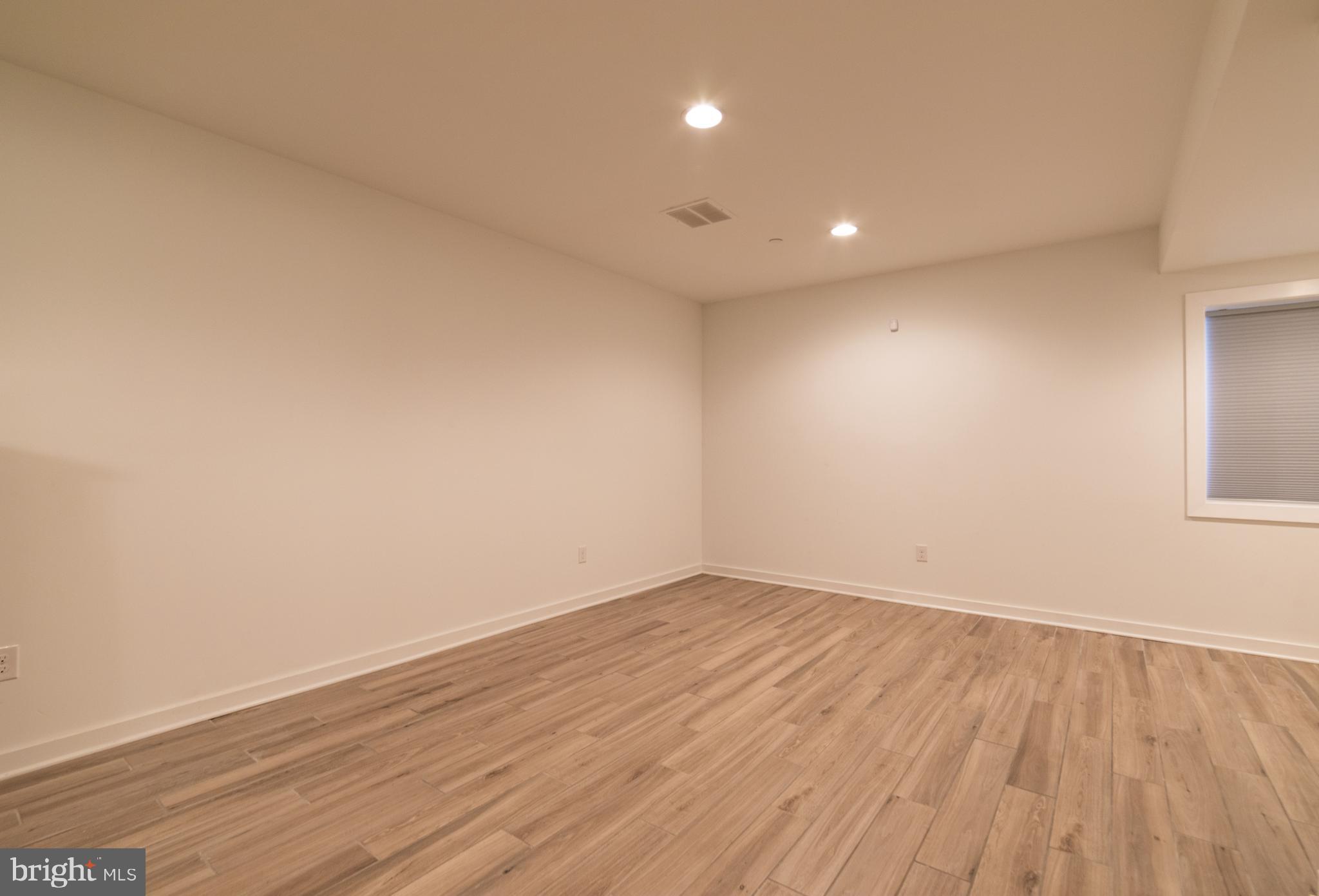 BREWERYTOWN - Residential Lease