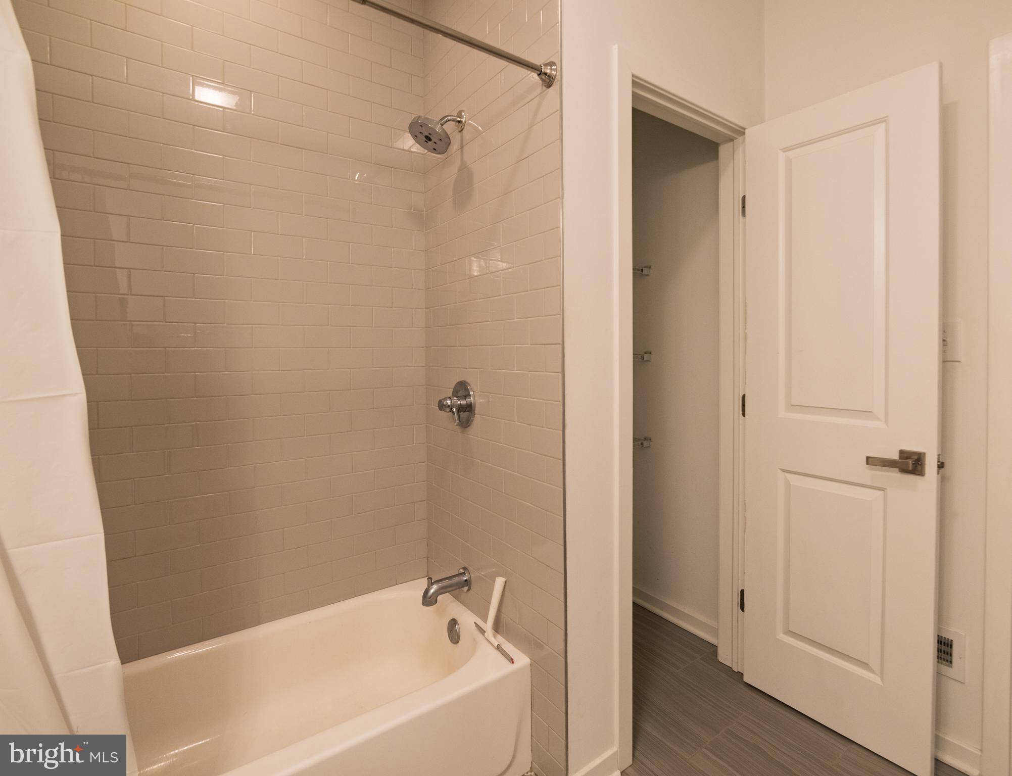 BREWERYTOWN - Residential Lease