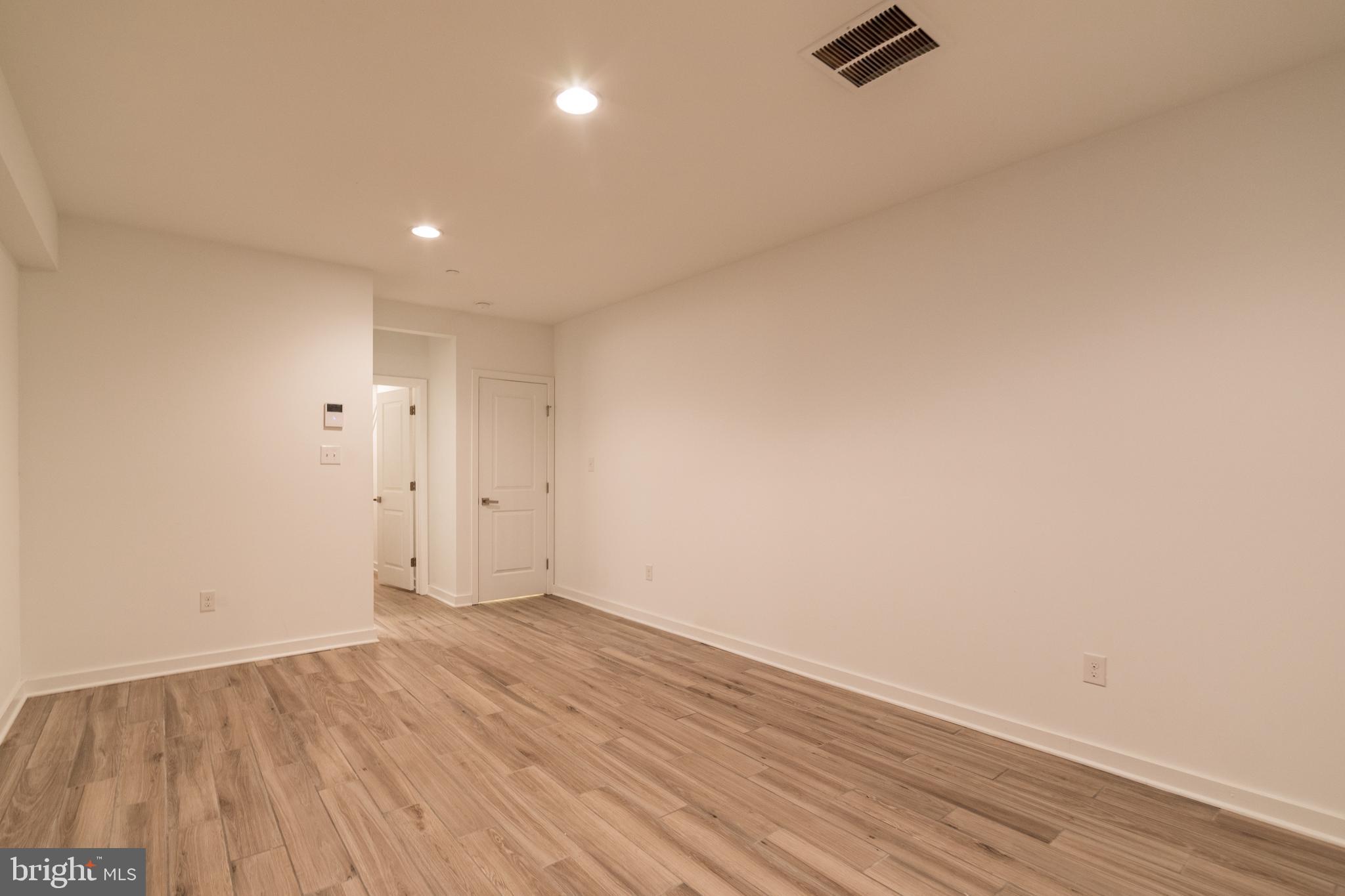 BREWERYTOWN - Residential Lease