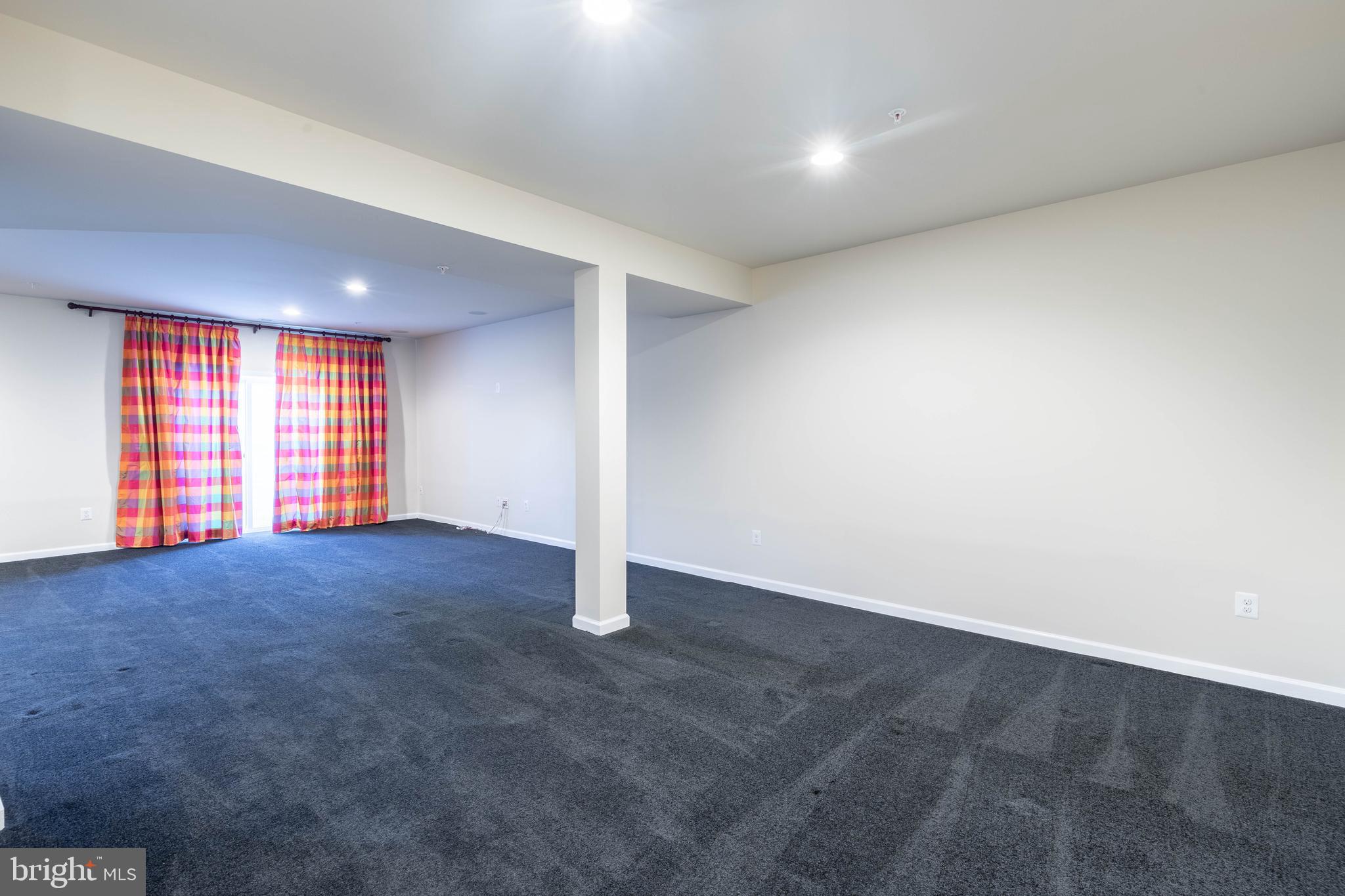 PERRY HALL - Residential Lease