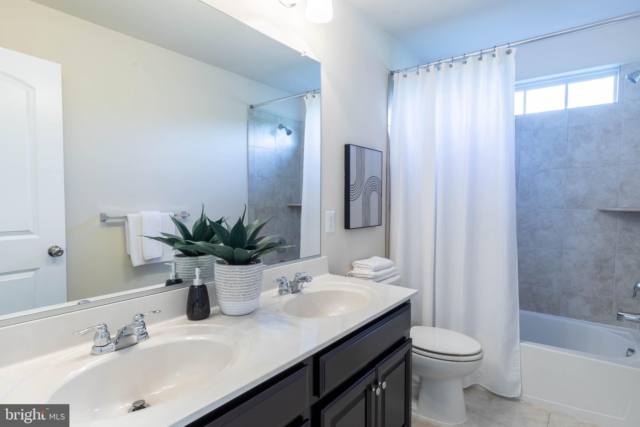 PERRY HALL - Residential Lease