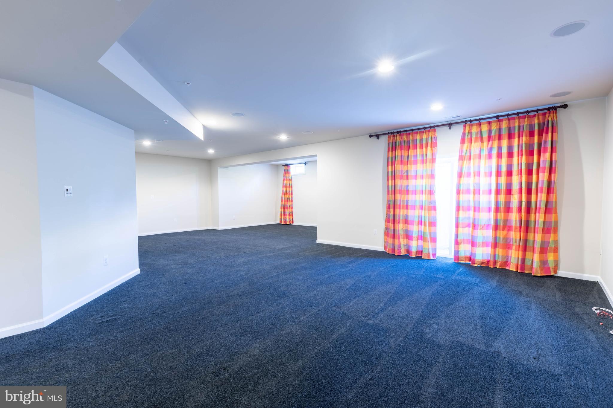 PERRY HALL - Residential Lease