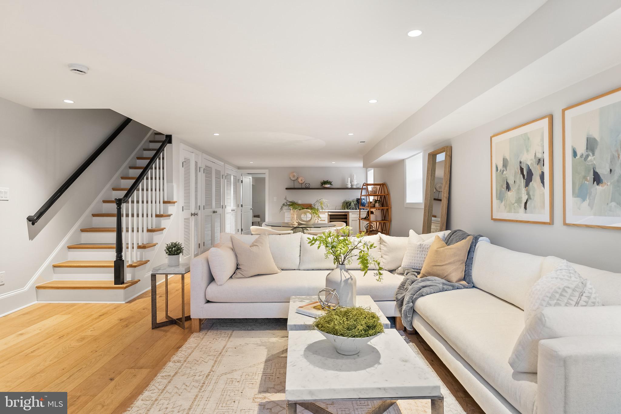 LOGAN CIRCLE - Residential