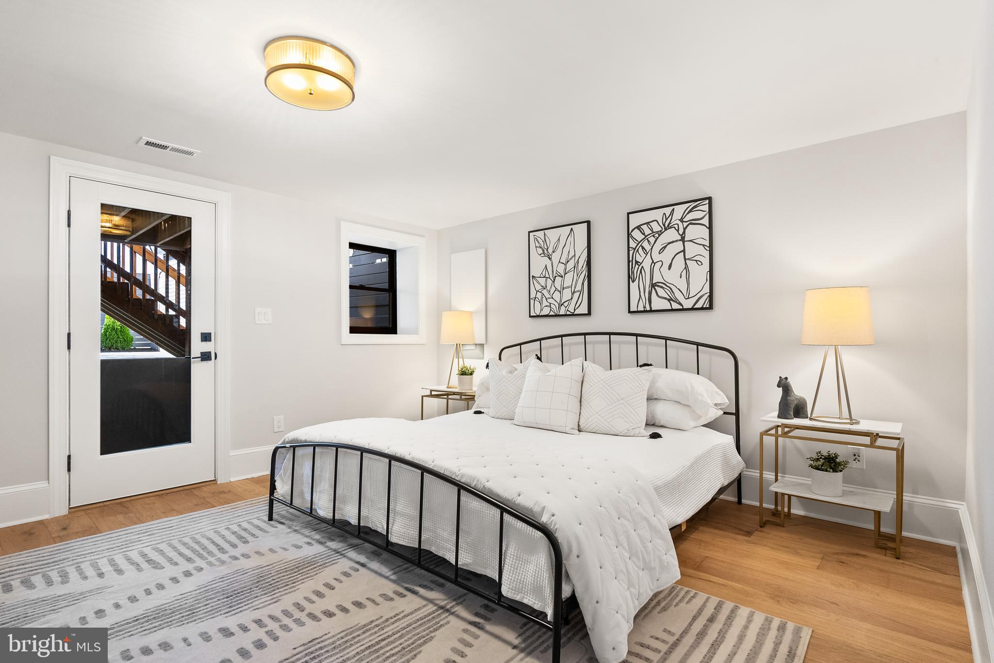LOGAN CIRCLE - Residential