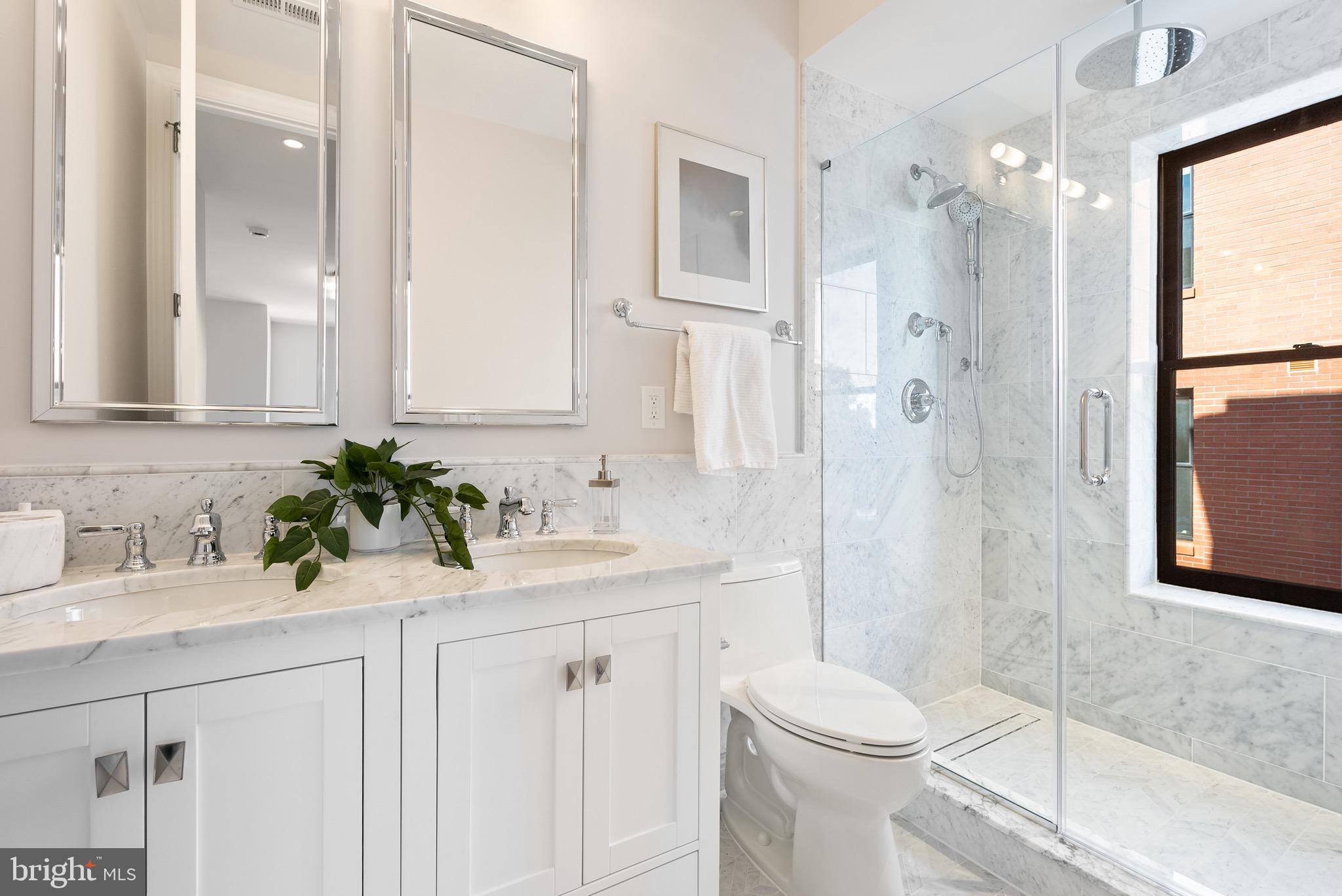 LOGAN CIRCLE - Residential