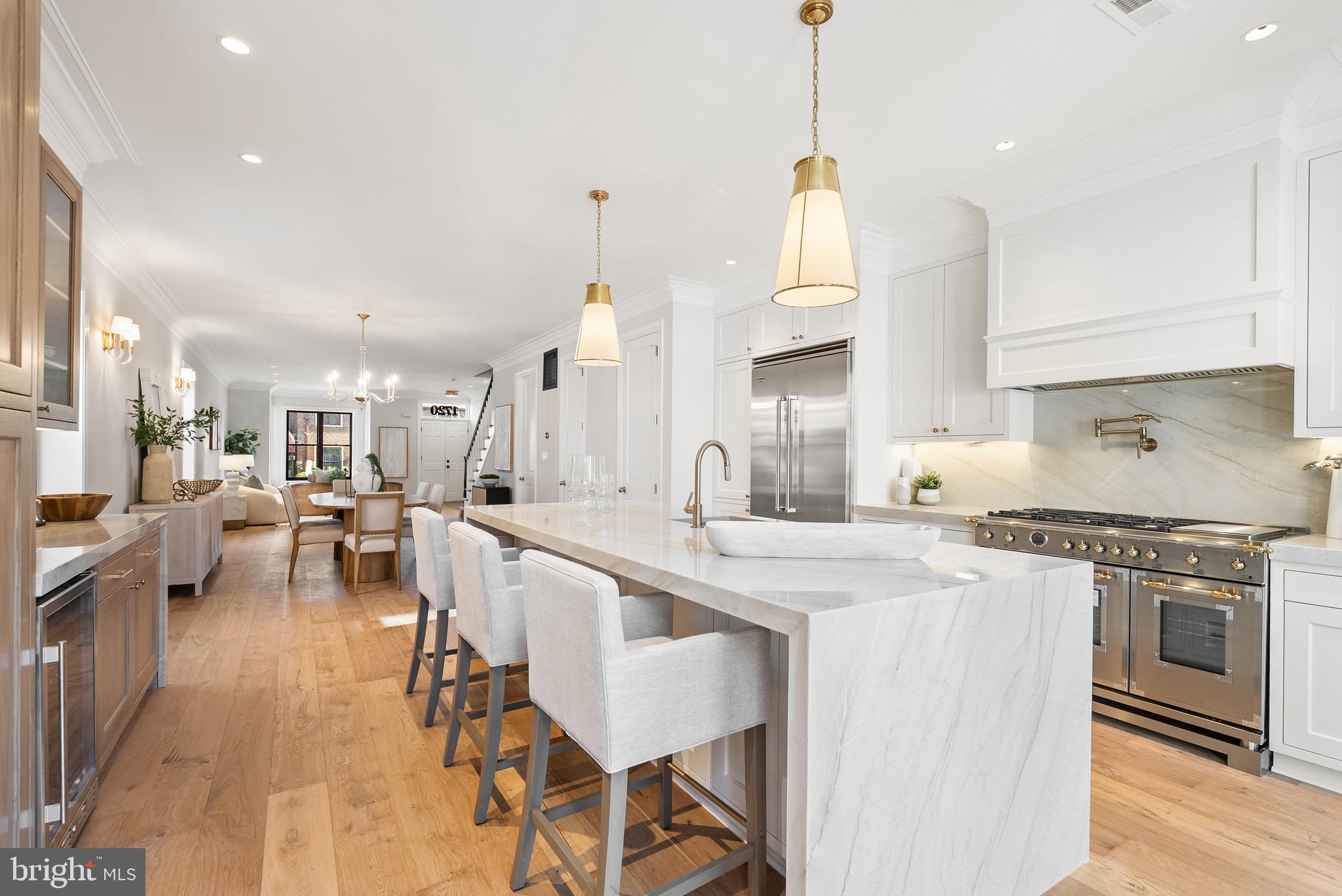 LOGAN CIRCLE - Residential
