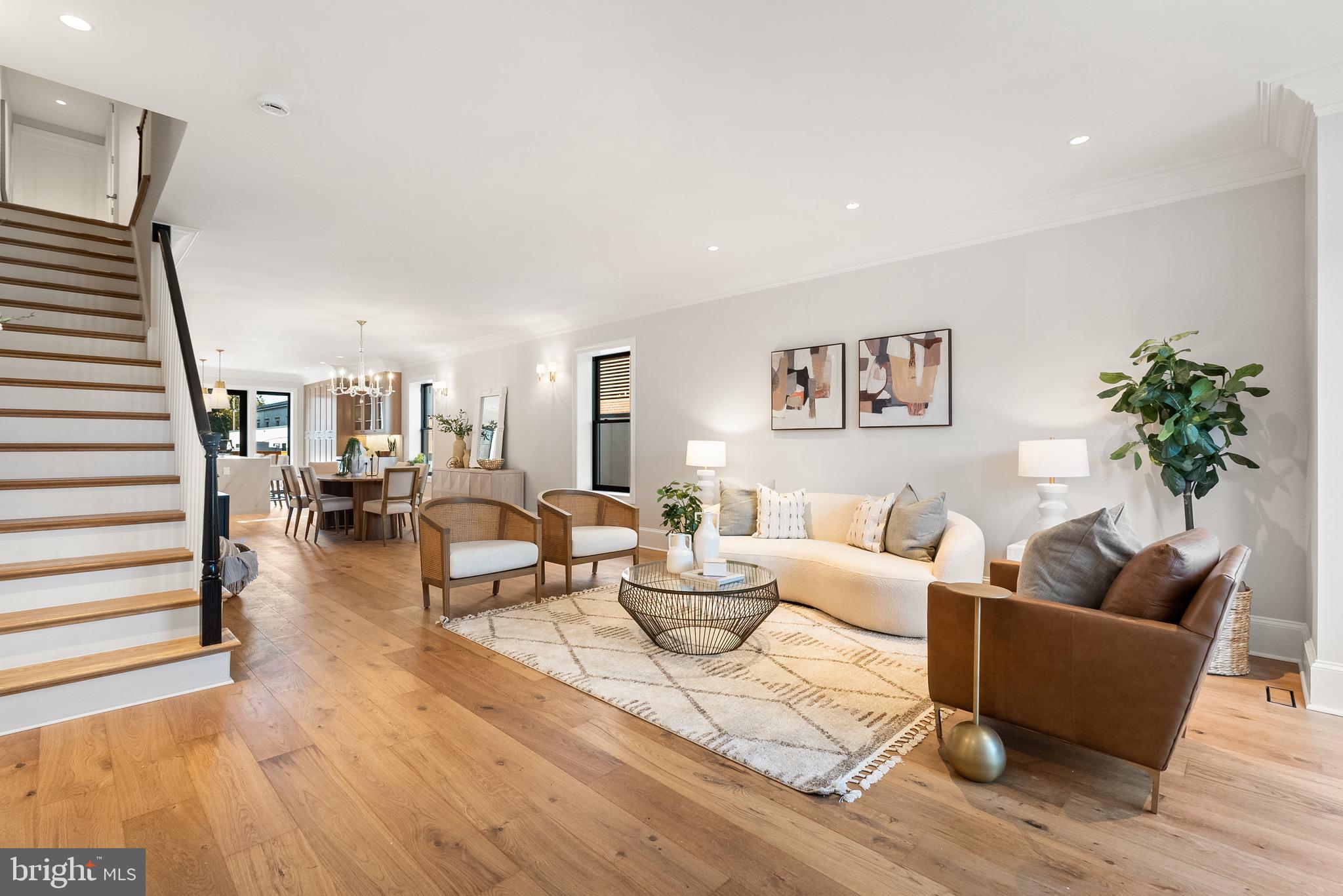 LOGAN CIRCLE - Residential