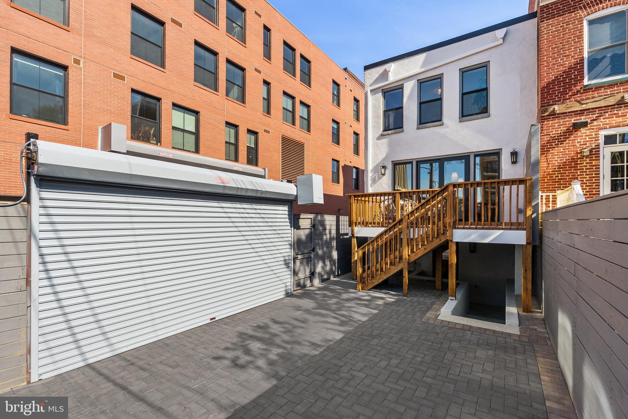 LOGAN CIRCLE - Residential