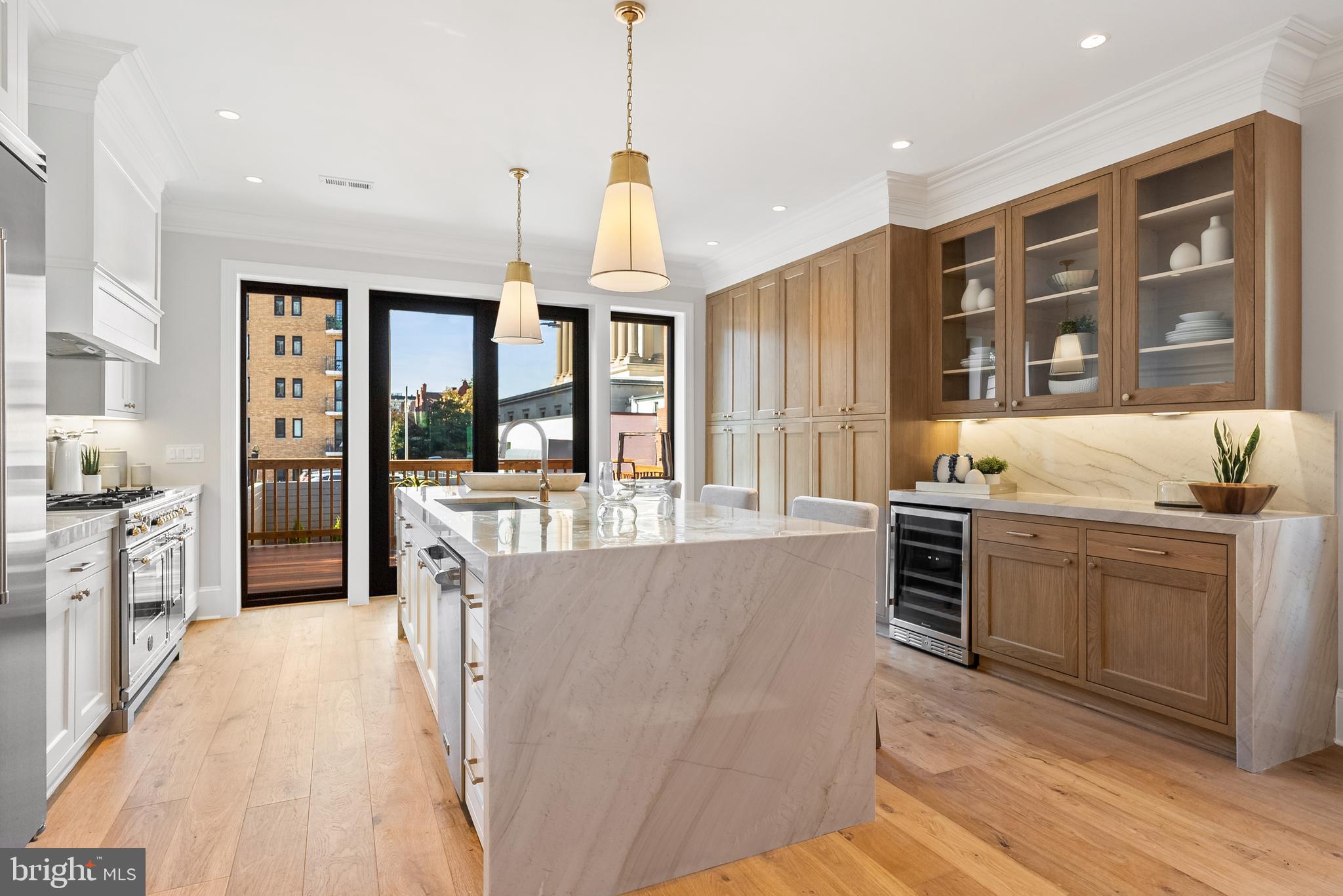 LOGAN CIRCLE - Residential