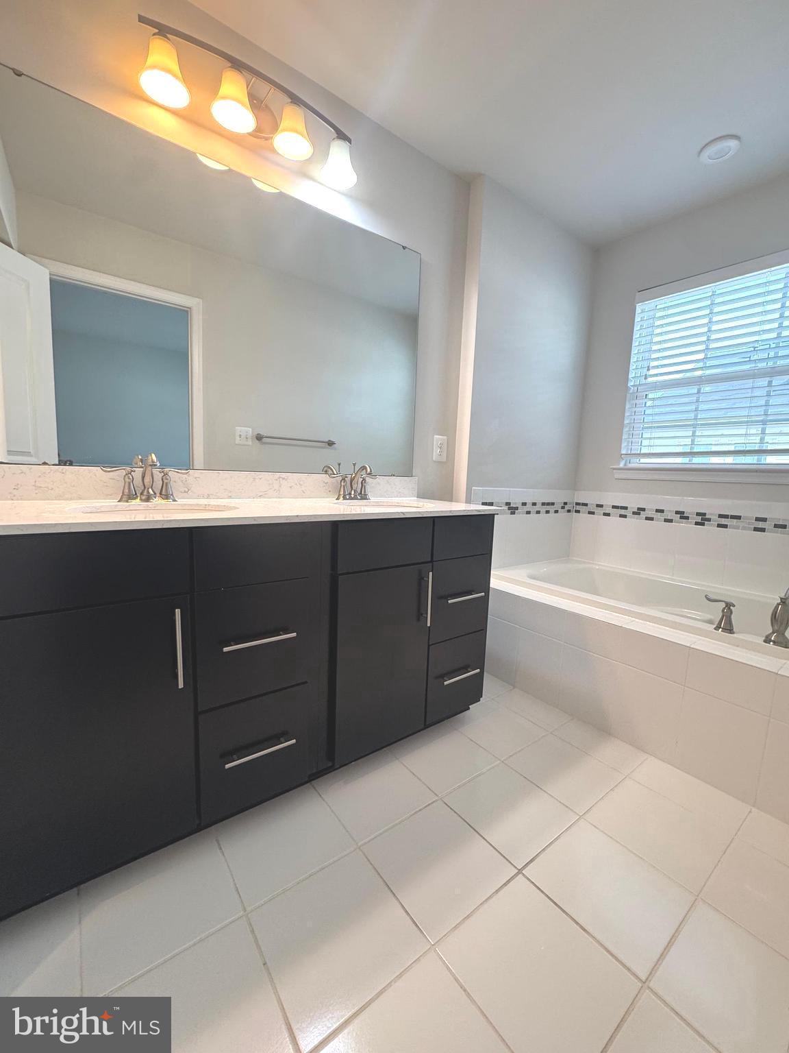 GREENBELT STATION - Residential