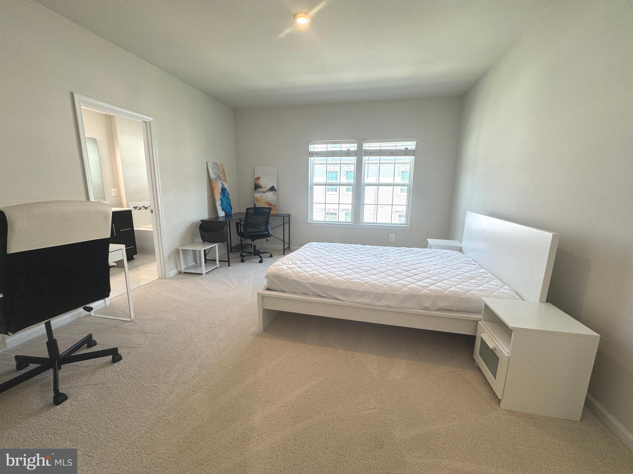 GREENBELT STATION - Residential