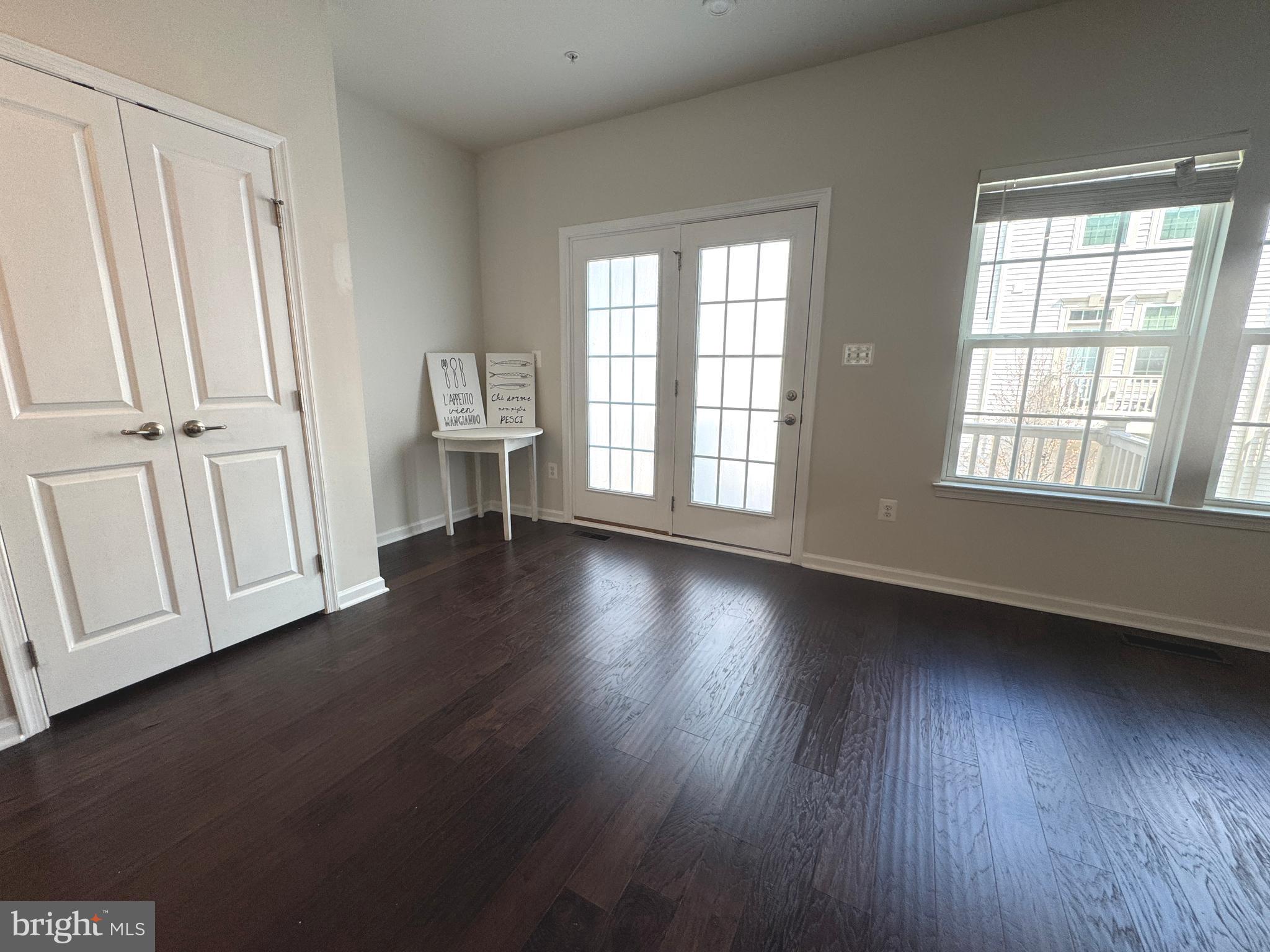 GREENBELT STATION - Residential