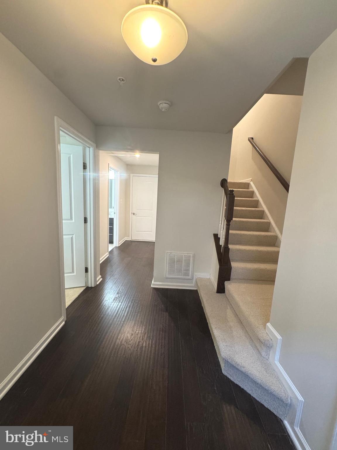 GREENBELT STATION - Residential