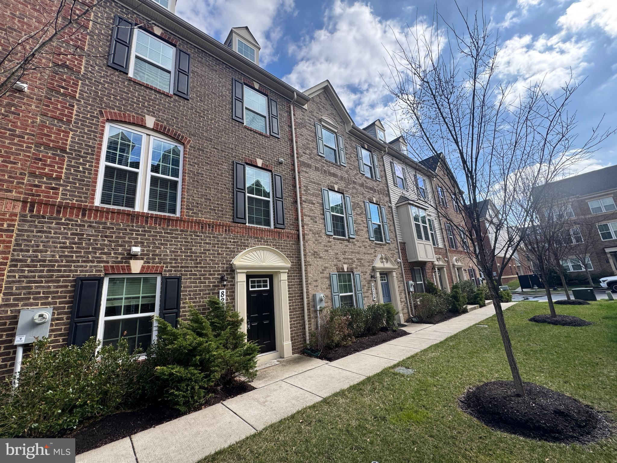 GREENBELT STATION - Residential