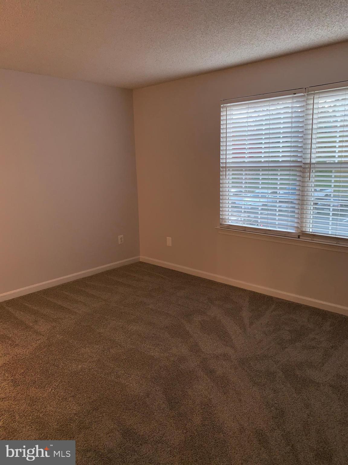 SECOND ANTIETAM - Residential Lease