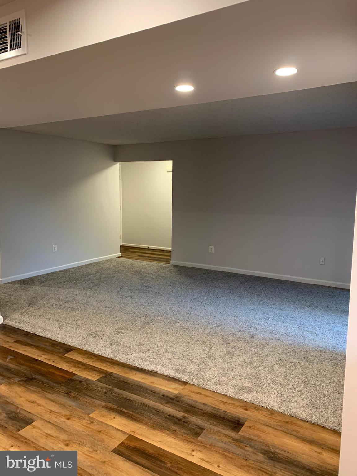 SECOND ANTIETAM - Residential Lease