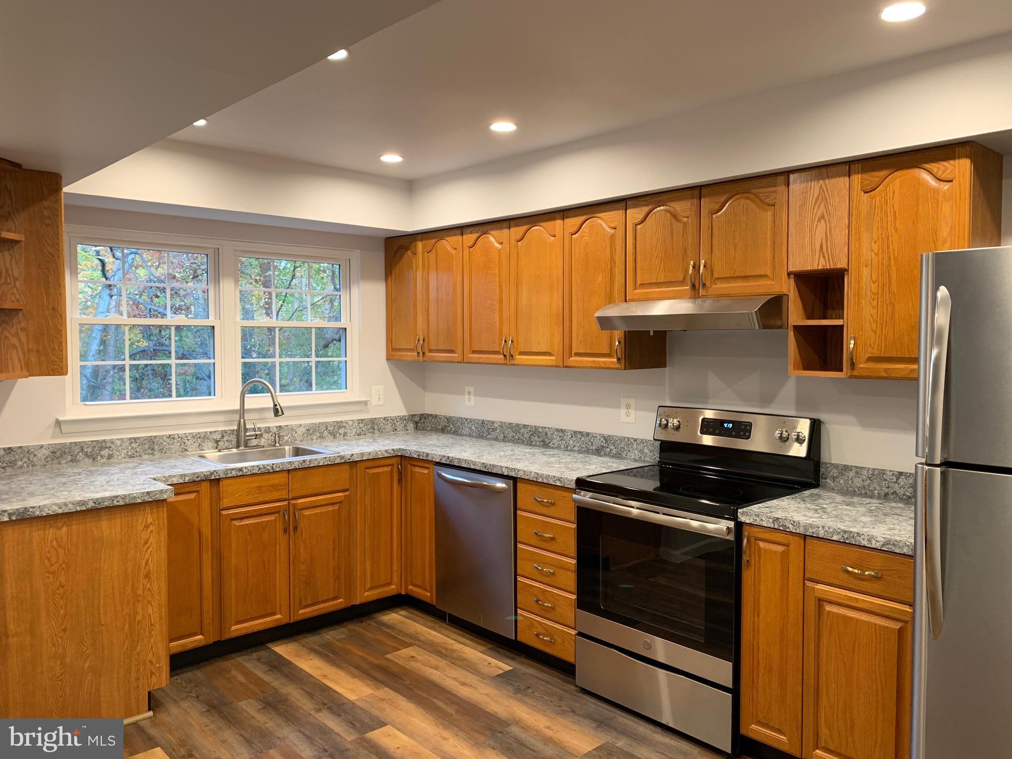 SECOND ANTIETAM - Residential Lease