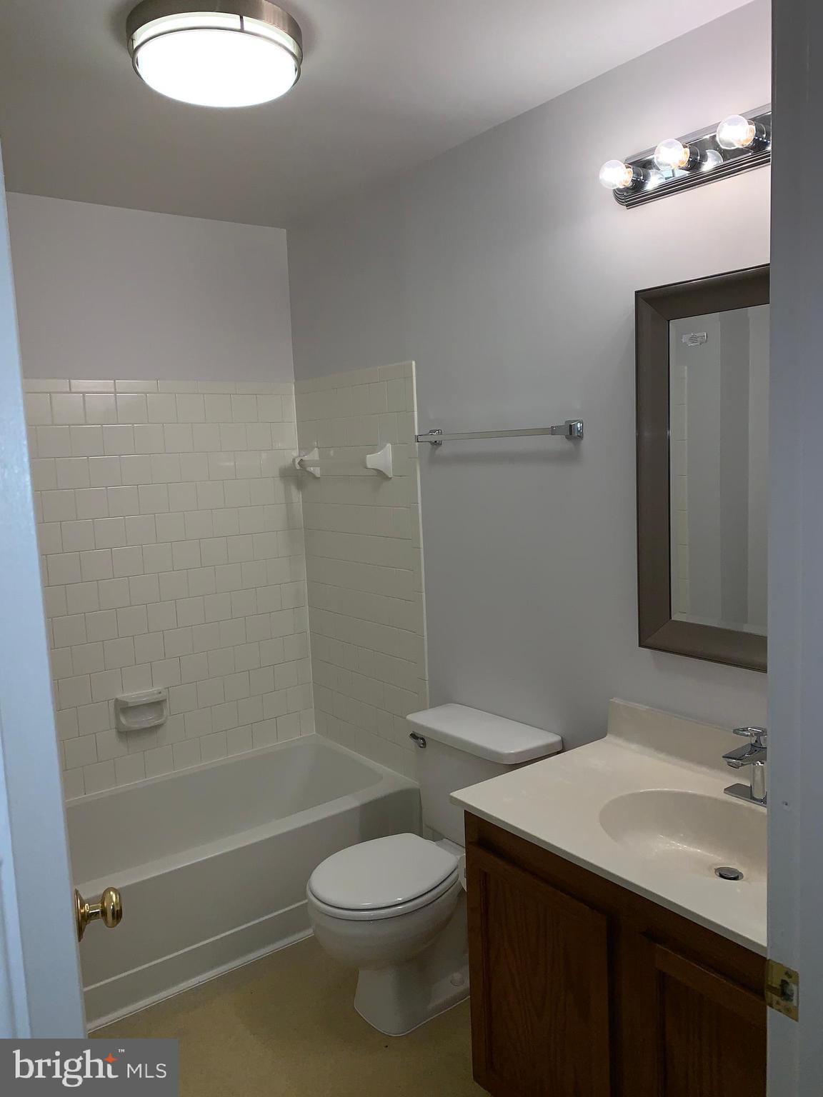 SECOND ANTIETAM - Residential Lease