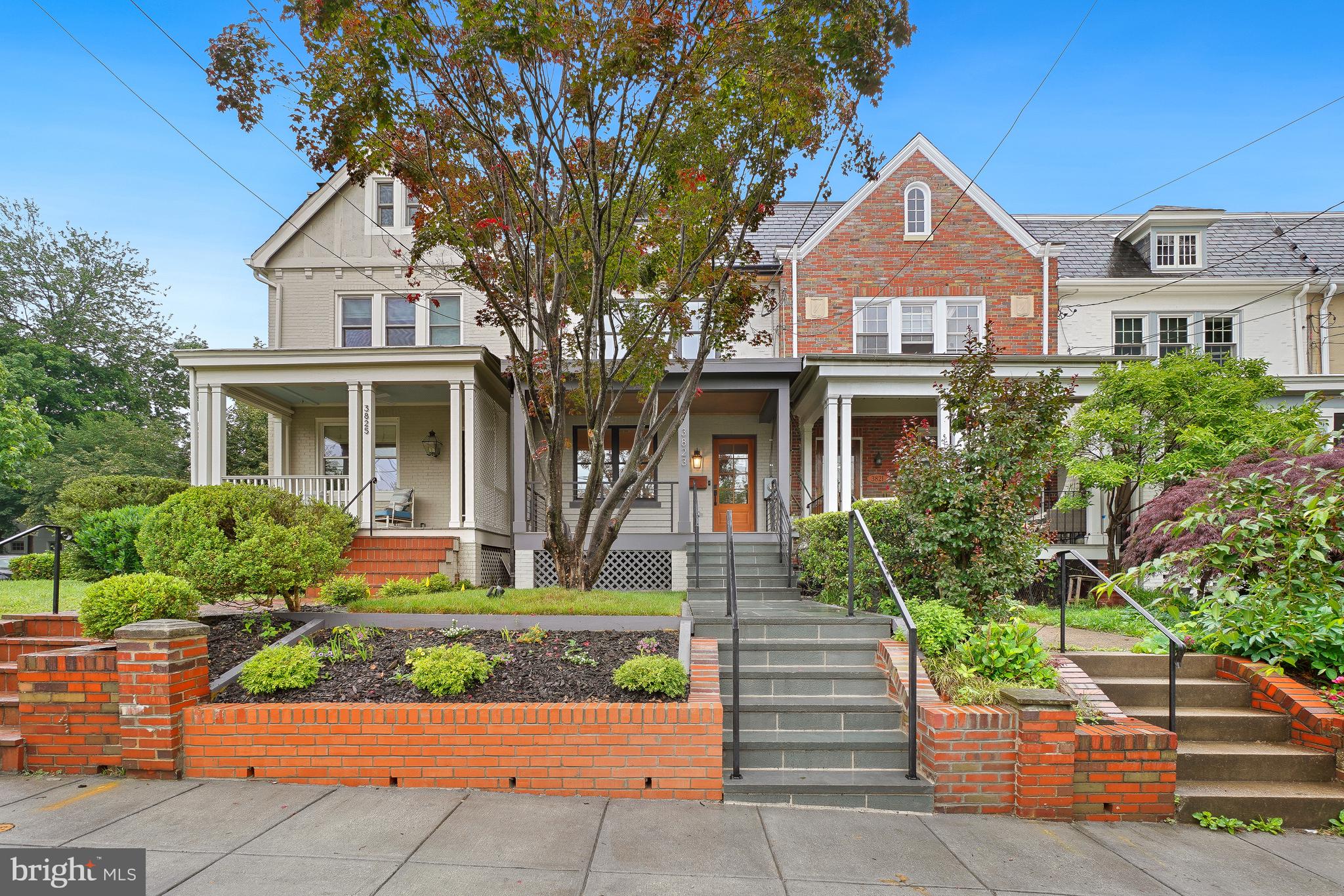 3823 BENTON NW