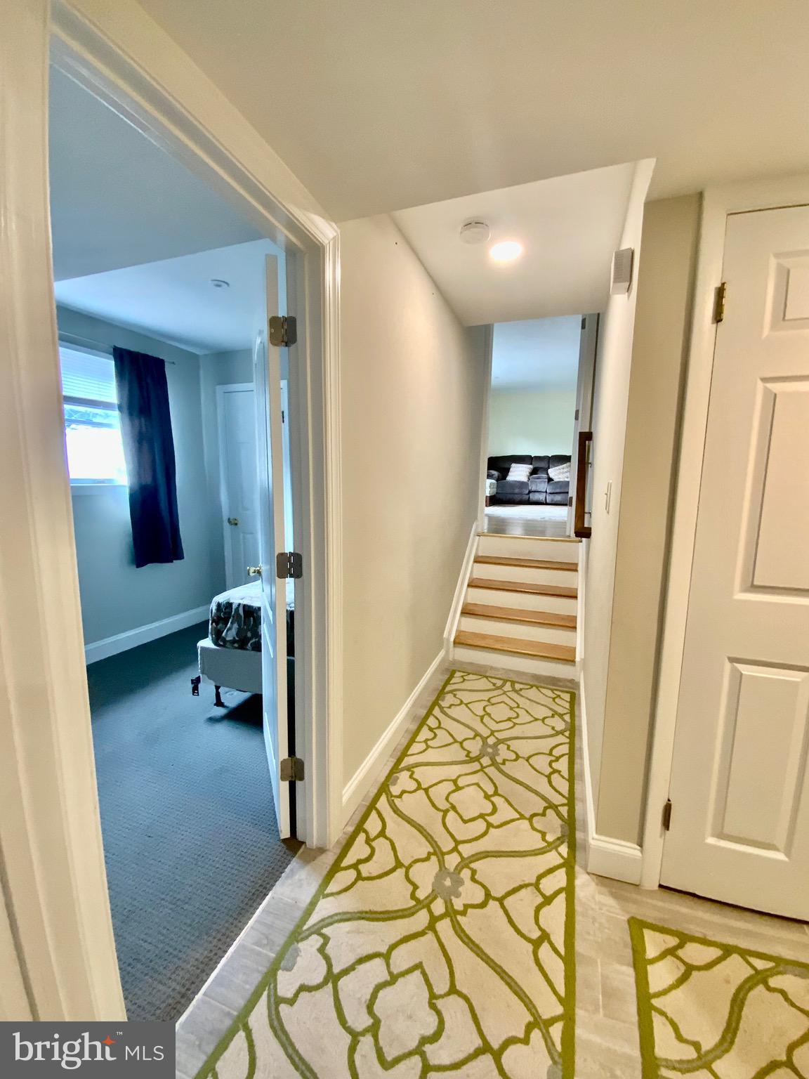 FORESTVILLE CENTER - Residential