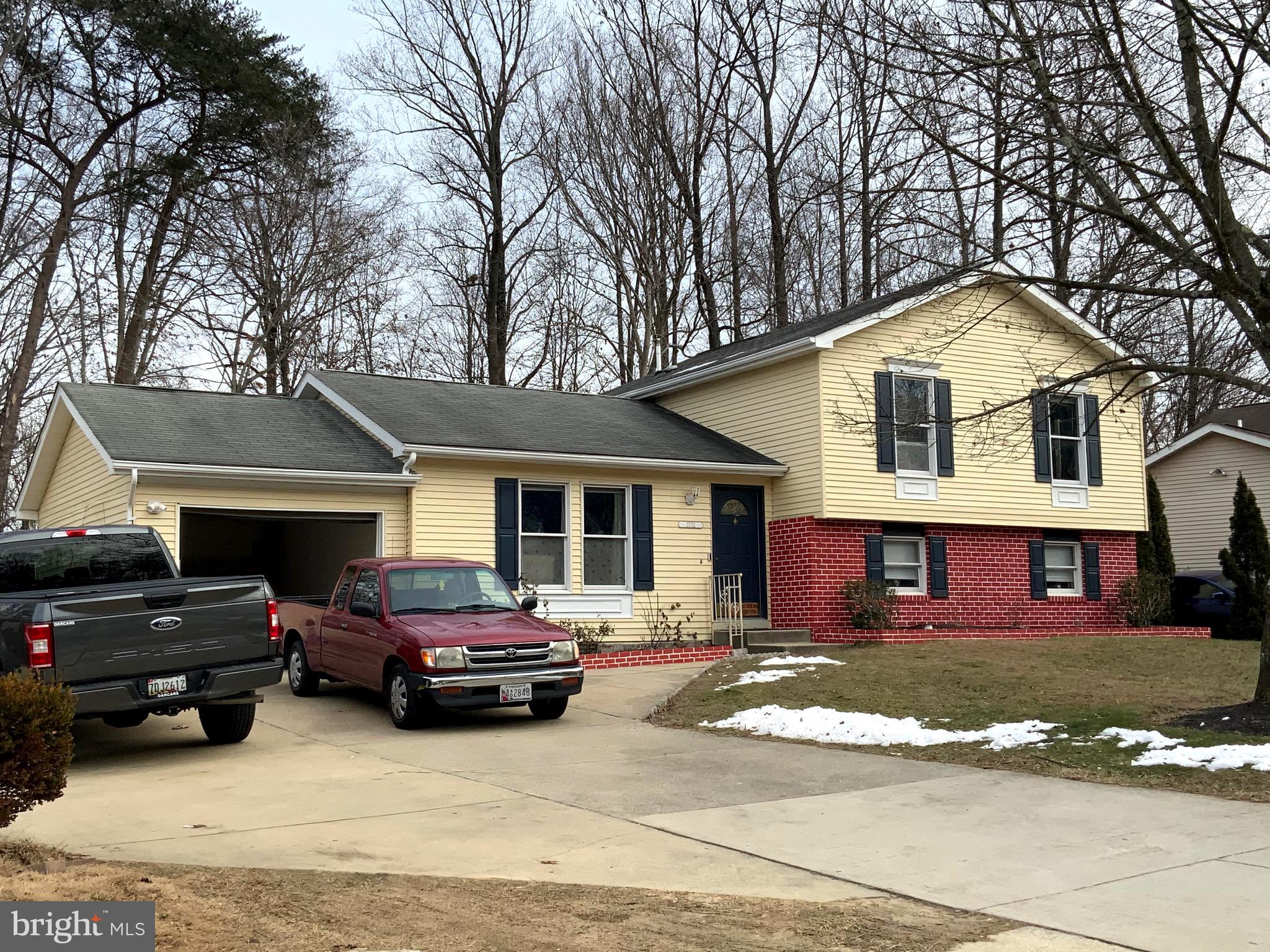 FORESTVILLE CENTER - Residential