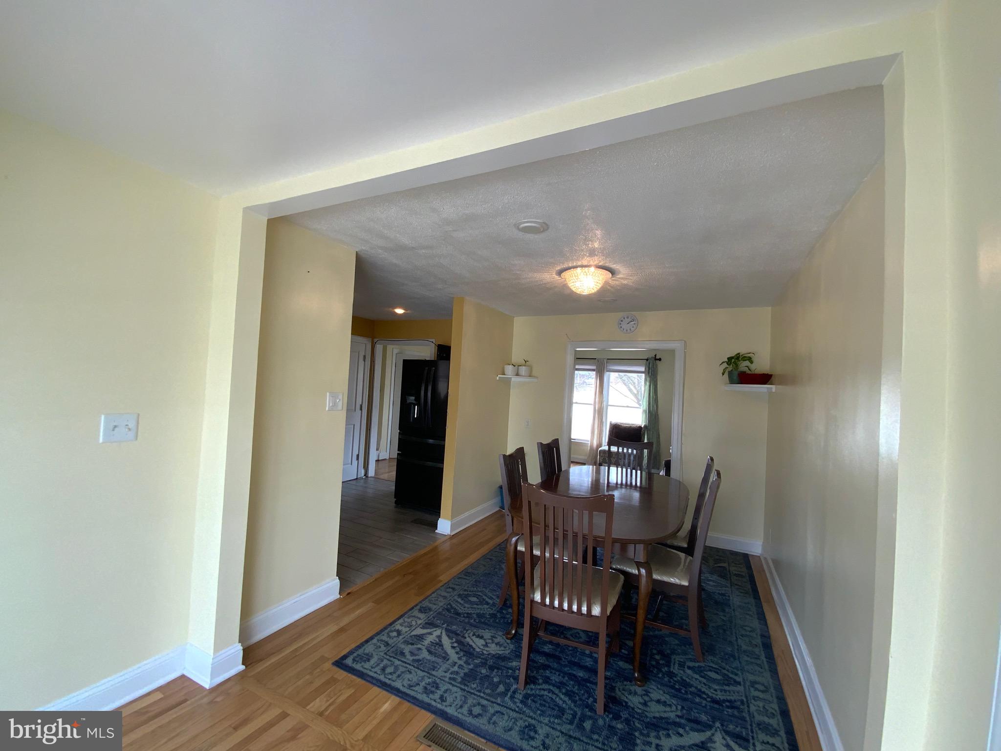 FORESTVILLE CENTER - Residential