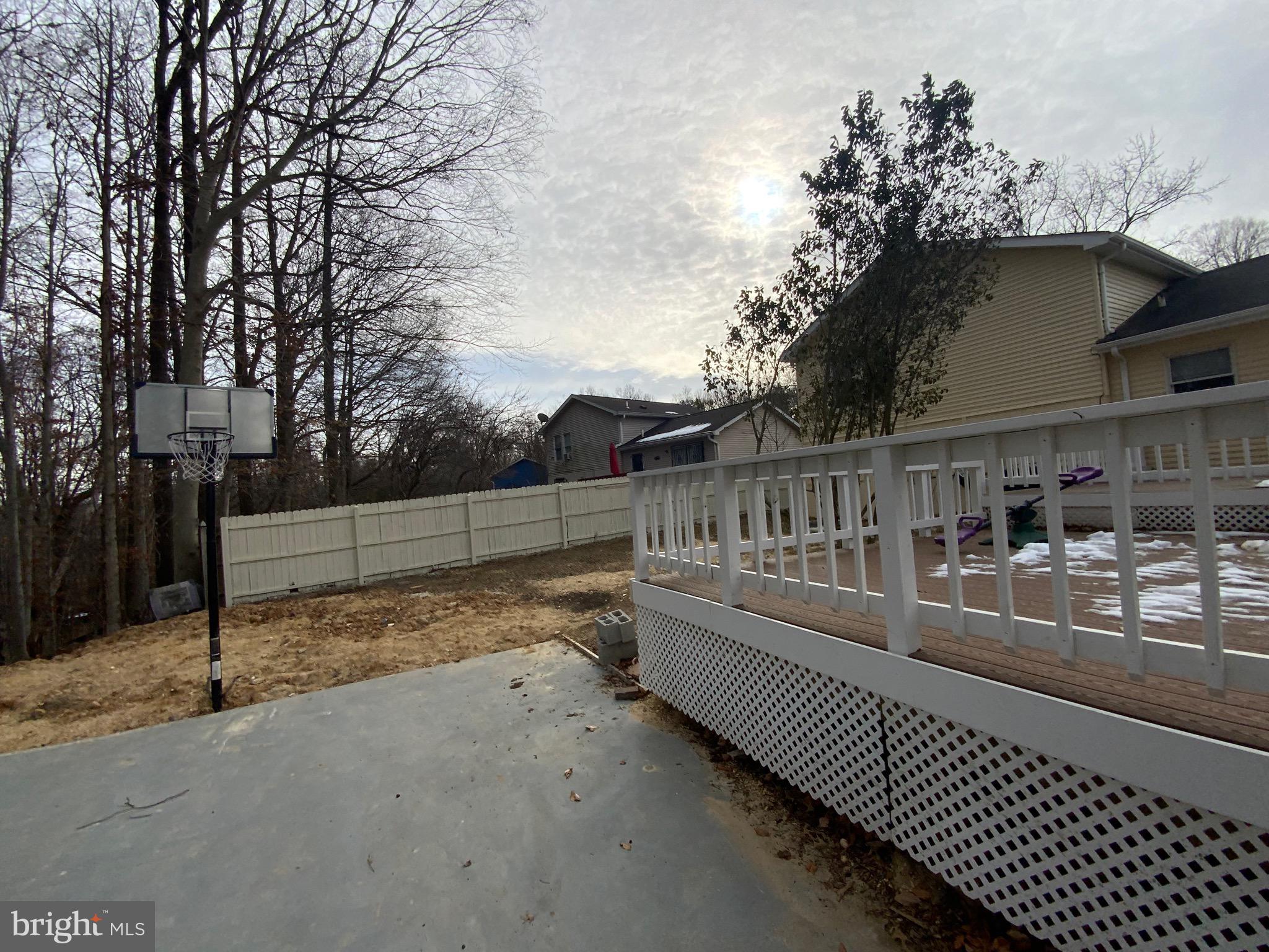 FORESTVILLE CENTER - Residential