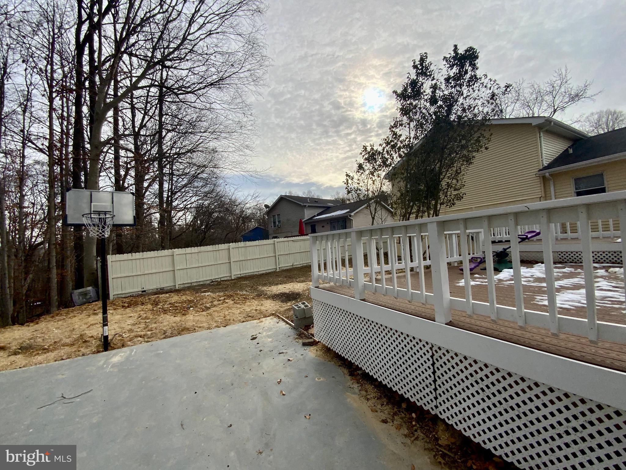 FORESTVILLE CENTER - Residential