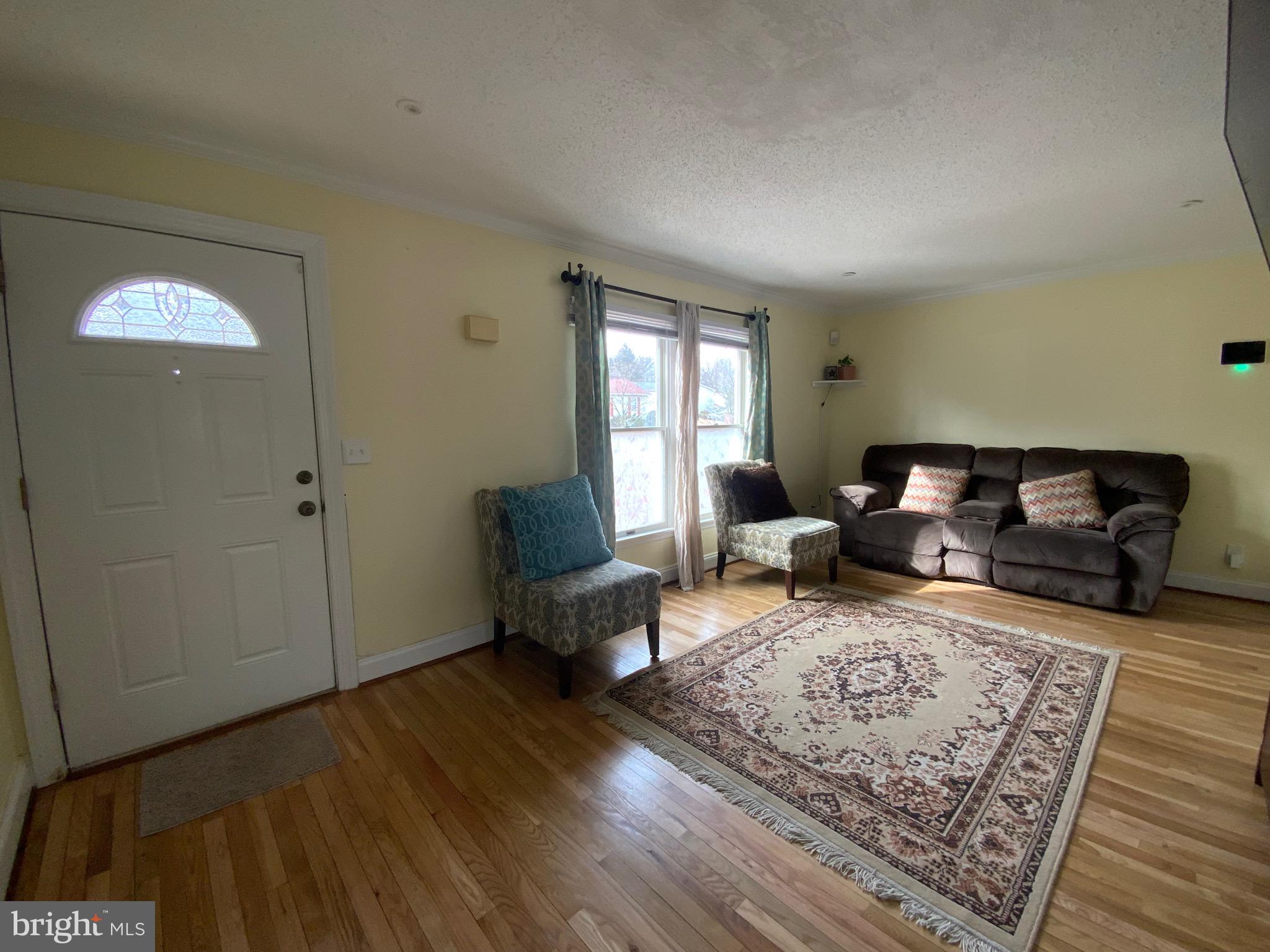 FORESTVILLE CENTER - Residential