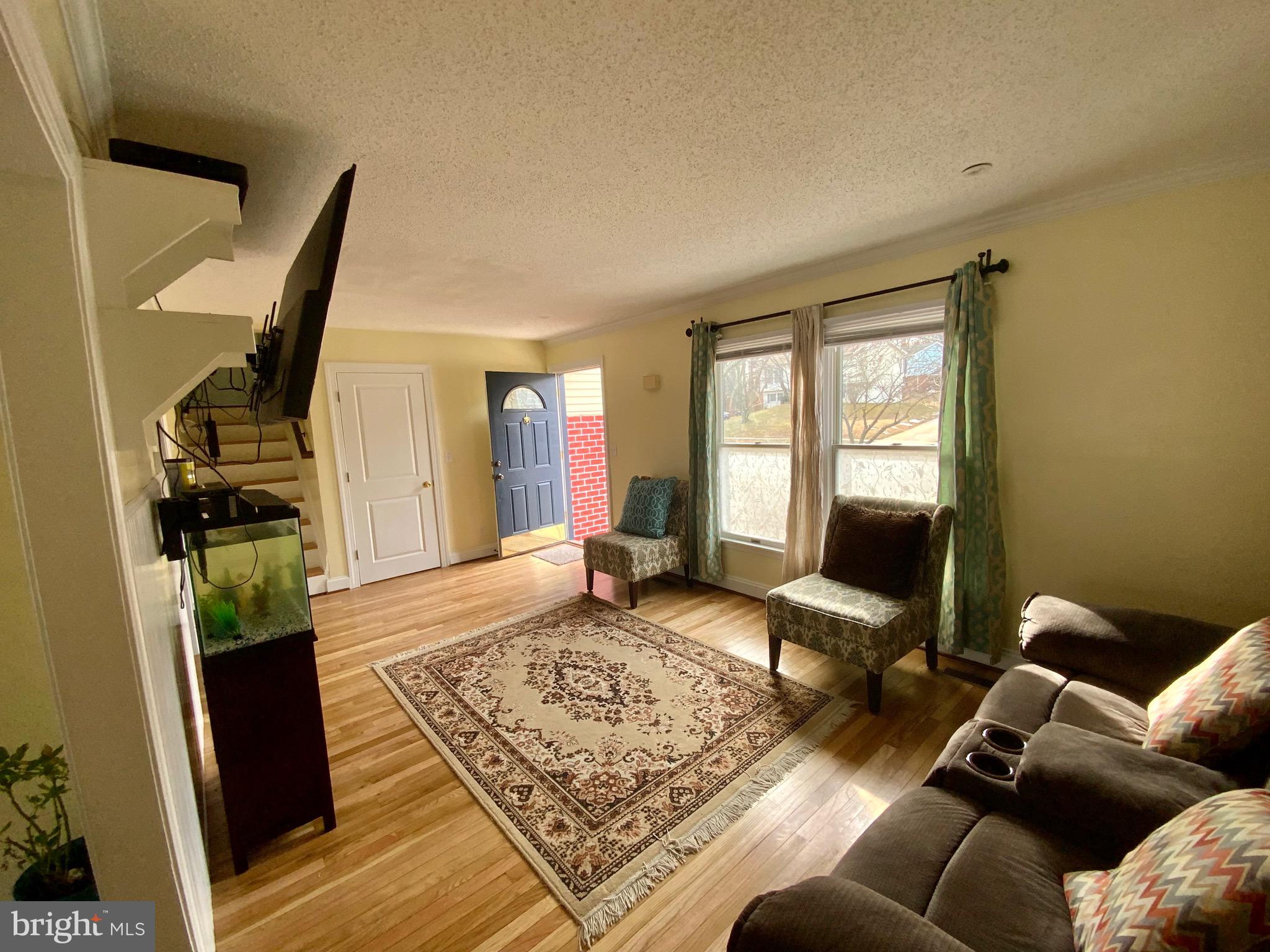 FORESTVILLE CENTER - Residential