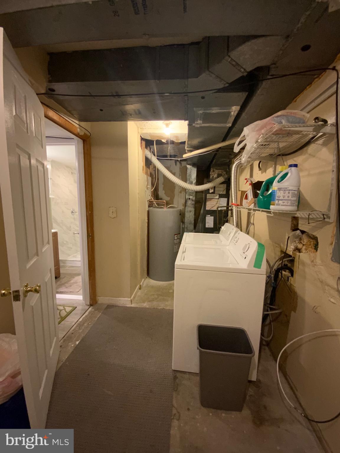 FORESTVILLE CENTER - Residential