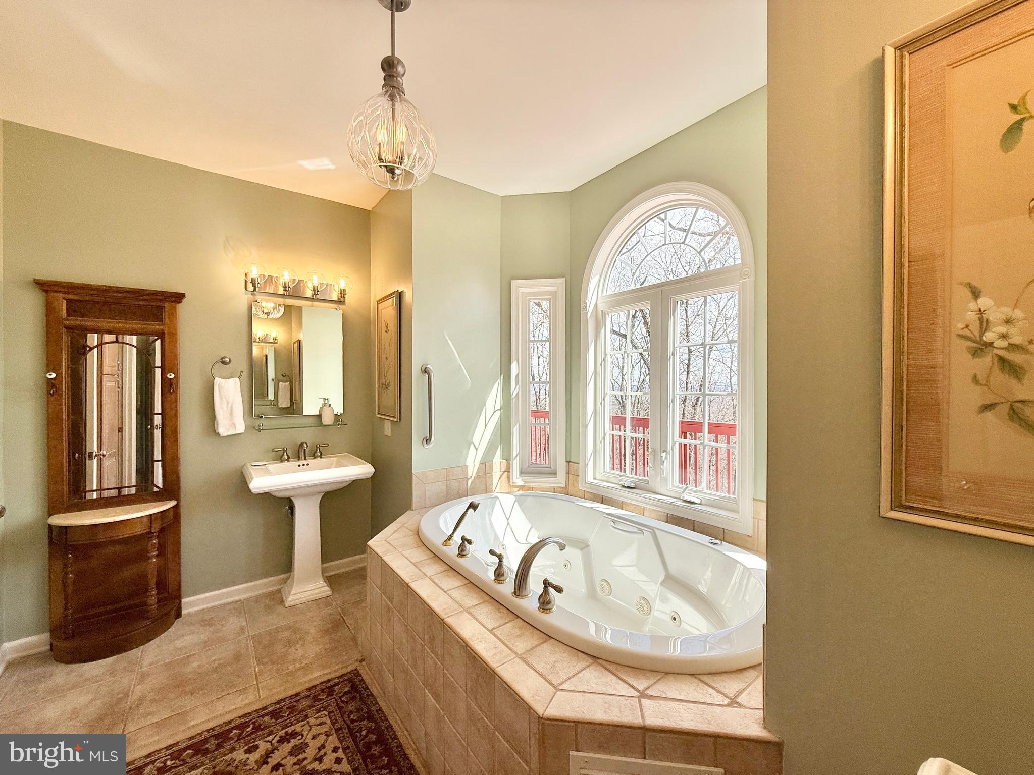 THE WOODS - Residential