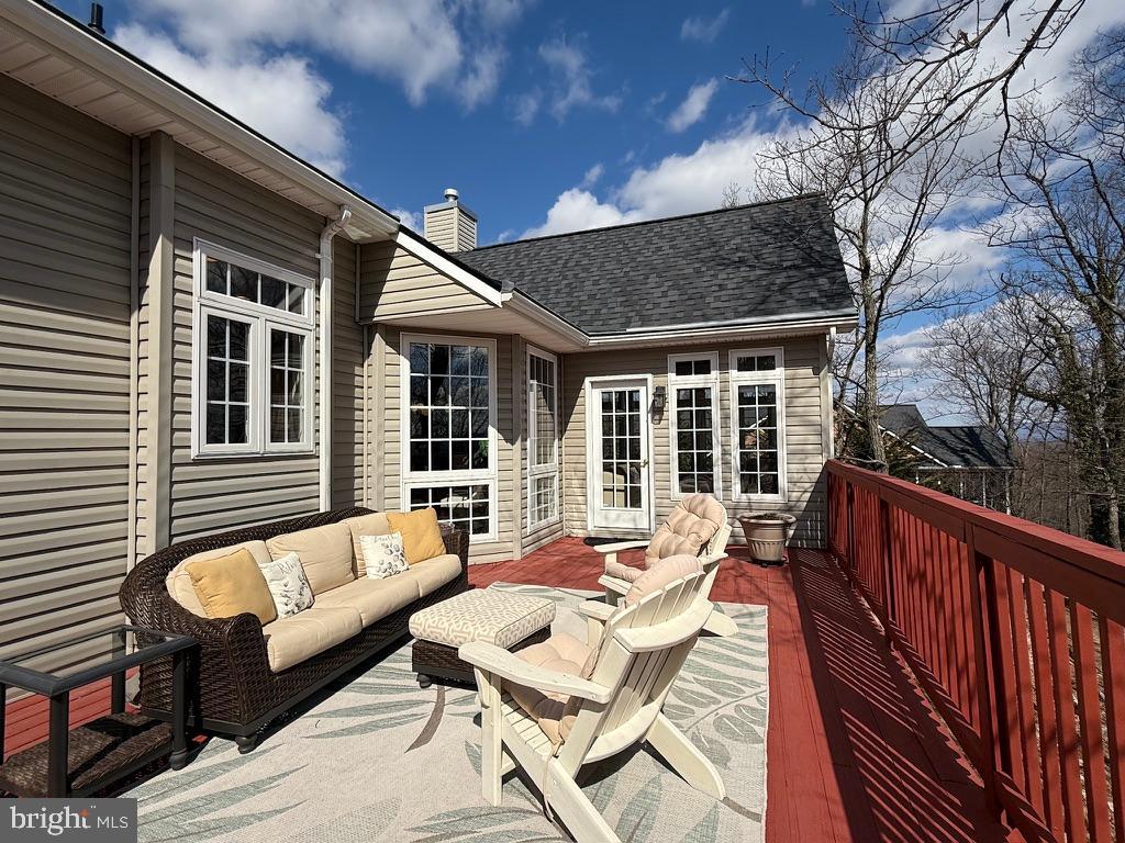 THE WOODS - Residential