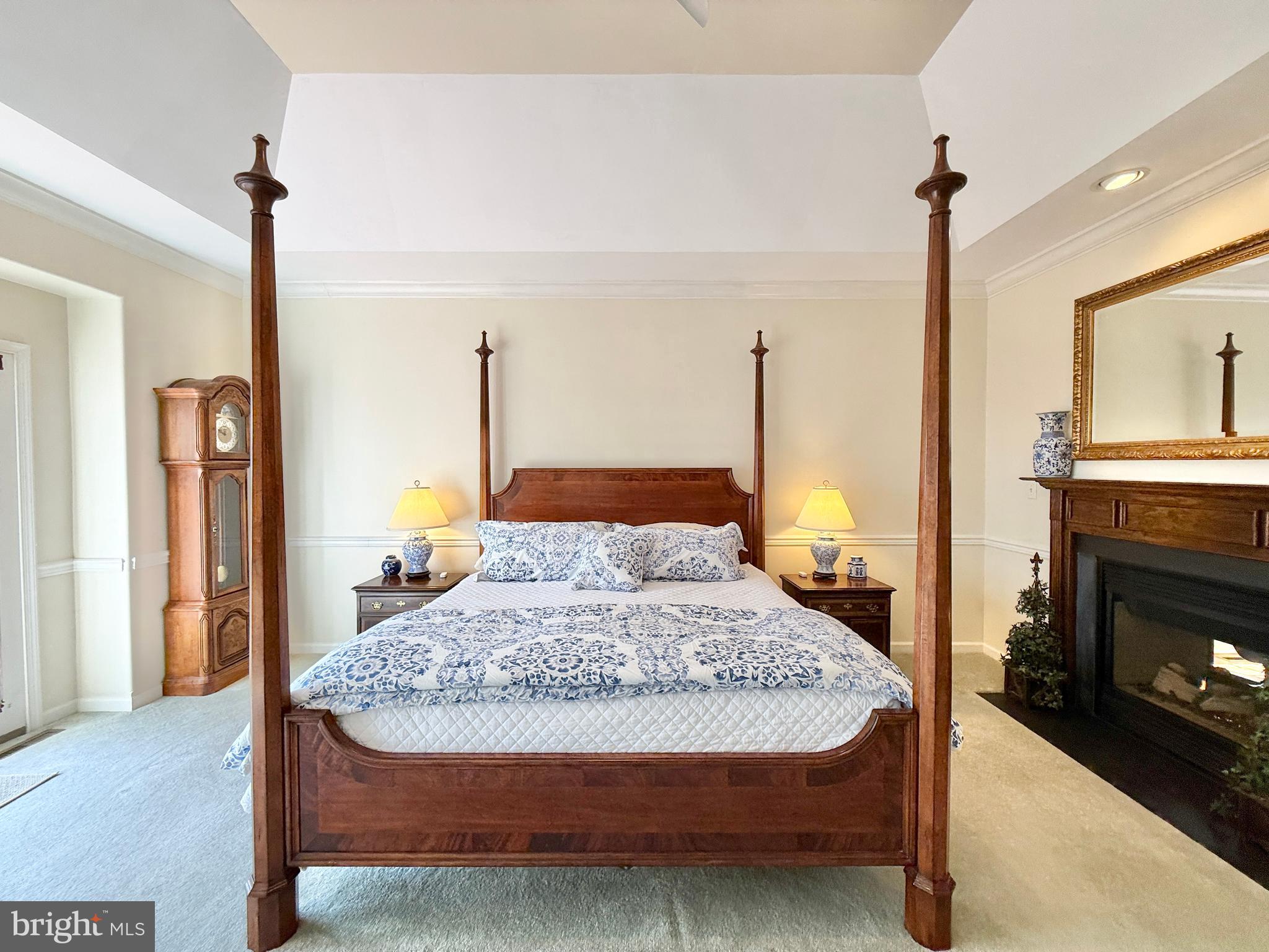 THE WOODS - Residential